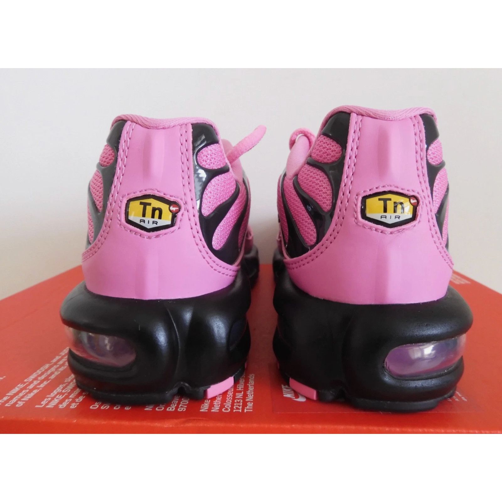 Nike Nike Air Max Plus SE Pink-Black Womens Sz 6.5 [HJ9743-601] Size US 6.5 / IT 36.5 - 5 Thumbnail