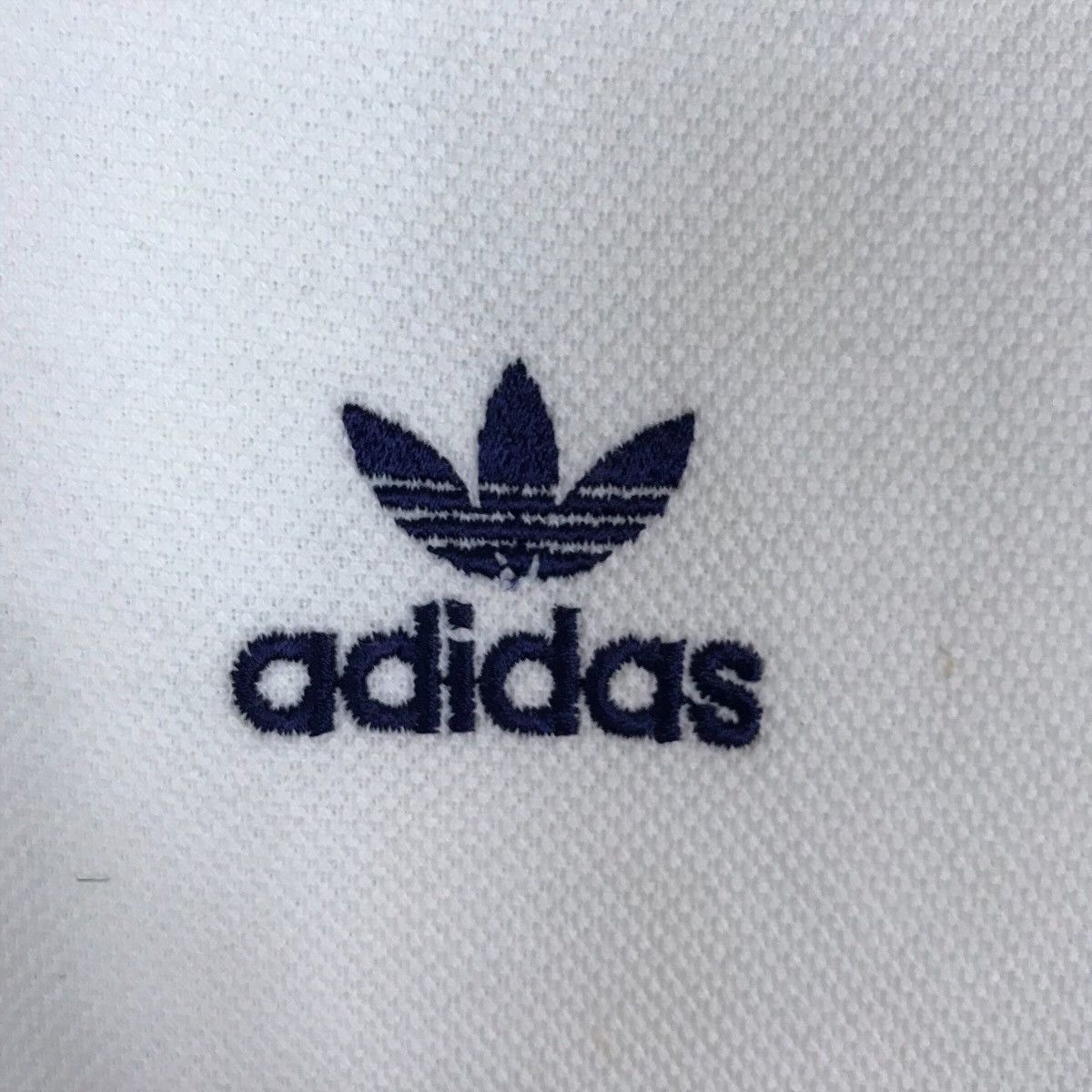 Adidas Adidas Small Logo Pullover Jumper Sweatshirt Size US L / EU 52-54 / 3 - 3 Thumbnail