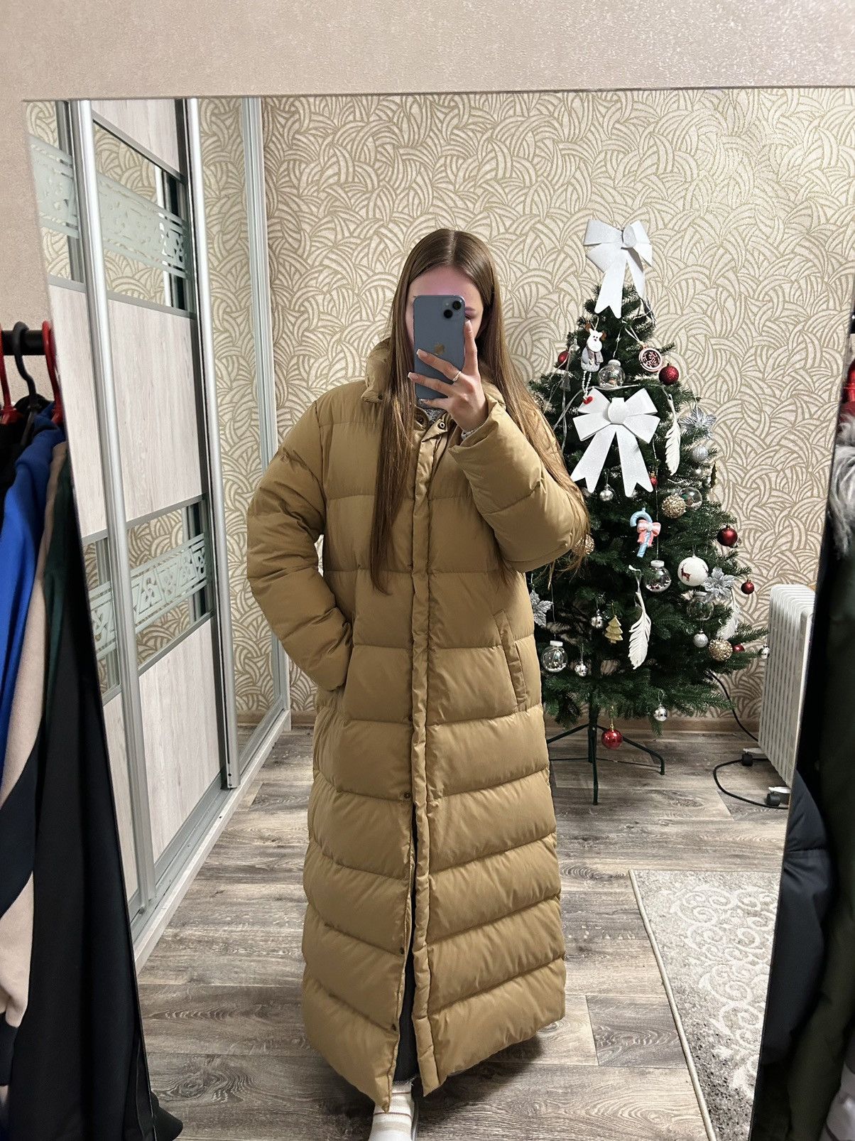 Moncler Moncler Vintage Down Coat Jacket long Size L / US 10 / IT 46 - 2 Thumbnail