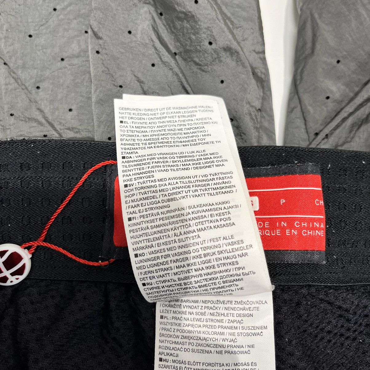 Nike Nike Shorts Grey Size US 30 / EU 46 - 7 Thumbnail