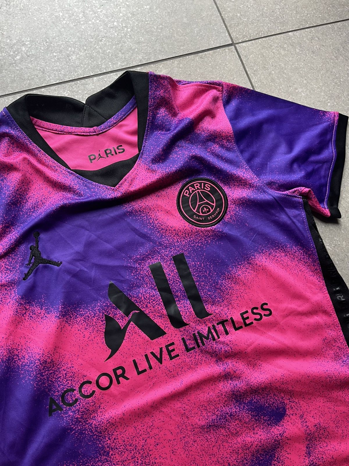 Jordan Brand 2021 Nike Jordan PSG pink purple soccer jersey Size US S / EU 44-46 / 1 - 10 Thumbnail