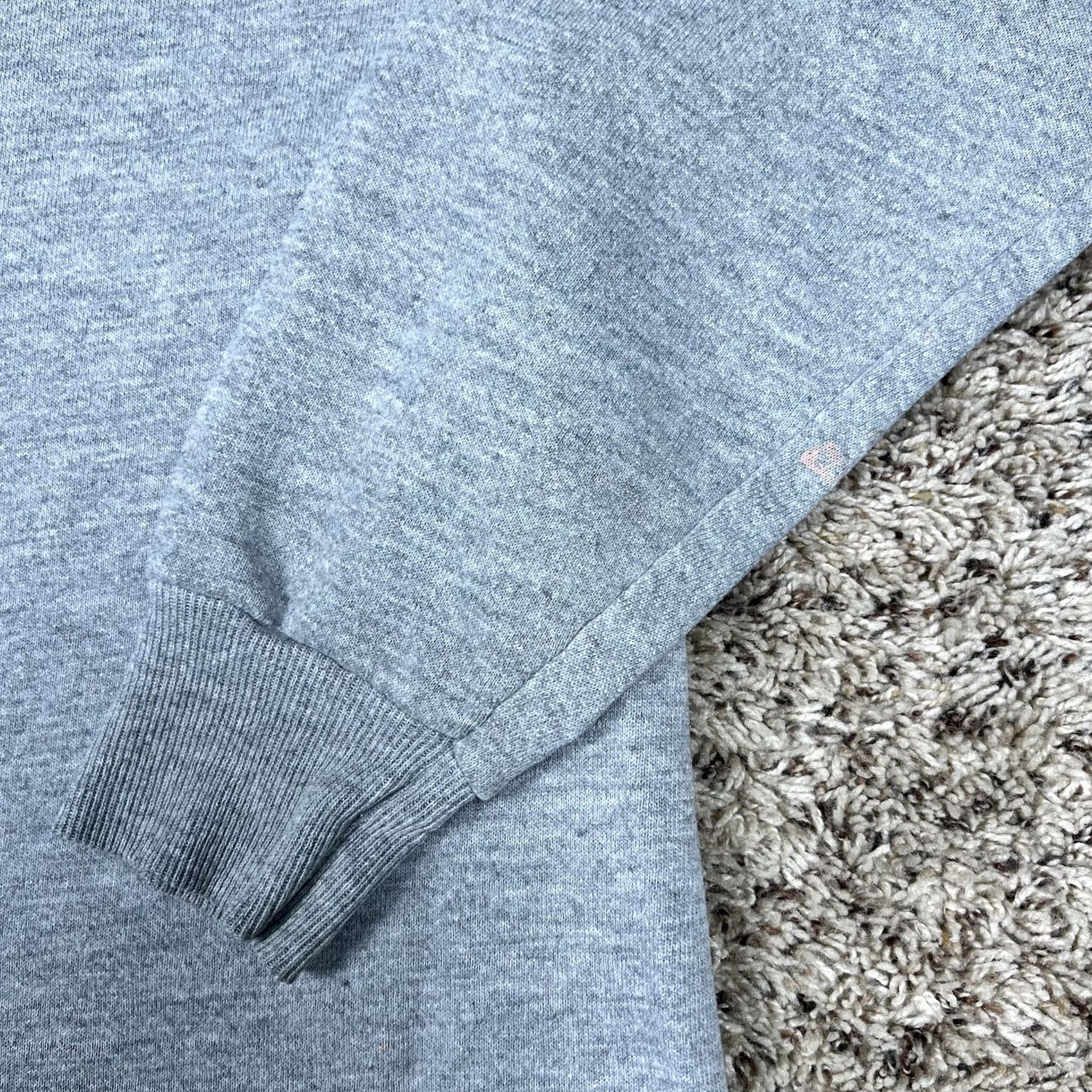 Jansport VINTAGE Jansport Vanderbilt University Gray Cropped Crewneck XL Crew Neck Sweatshirt Unisex Adults 90s Graphic Print Made USA Size XL / US 12-14 / IT 48-50 - 7 Thumbnail