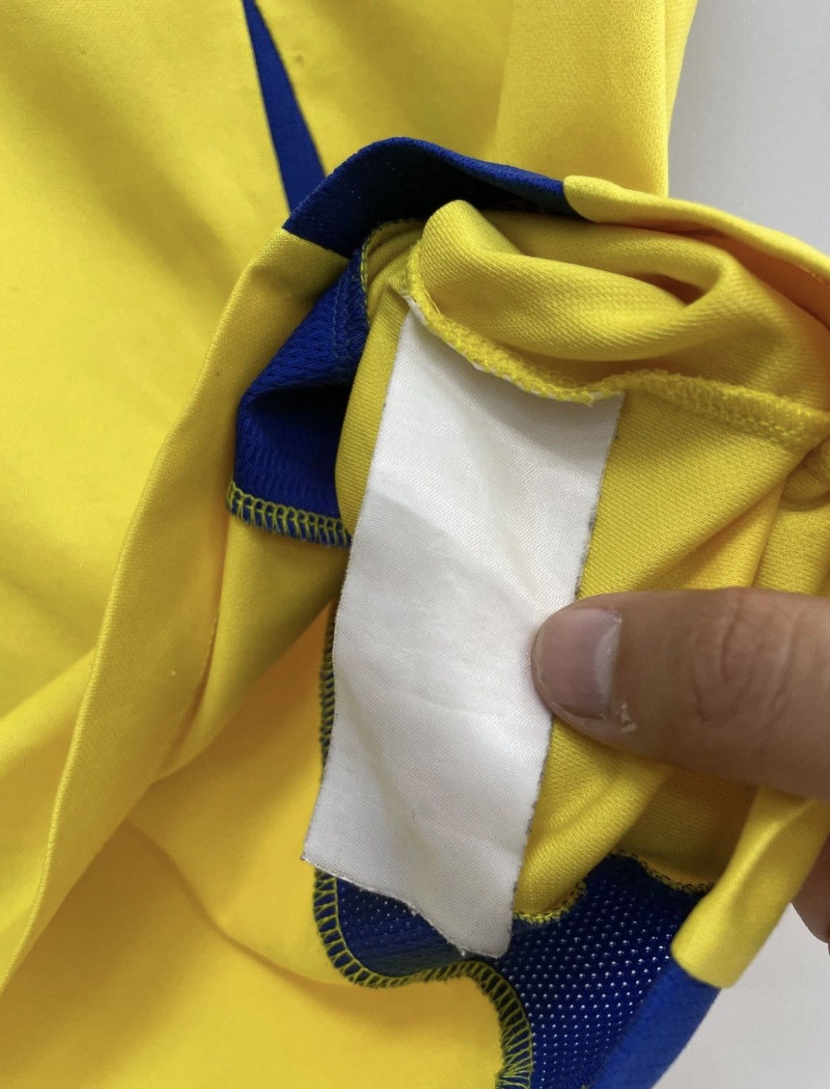 Lotto Sport Ukraine 2006/2007 Home Football Shirt Lotto National Team Size US M / EU 48-50 / 2 - 10 Thumbnail