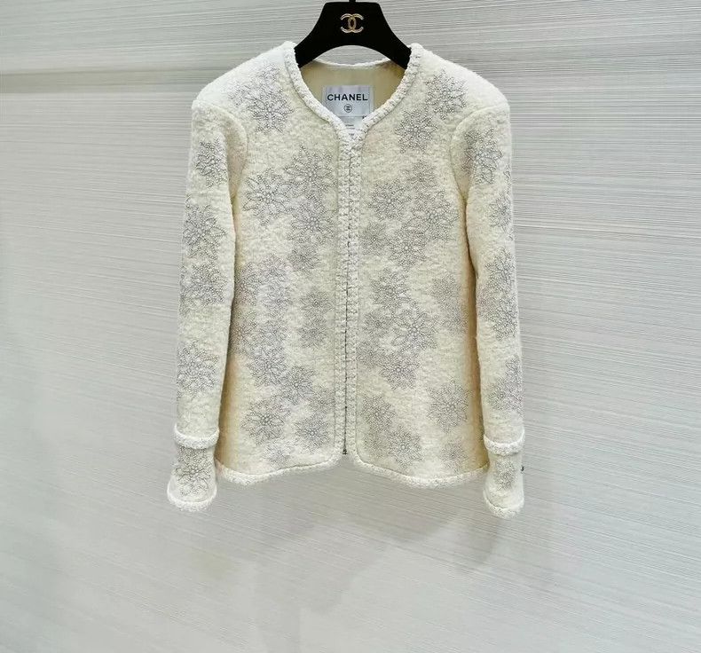 Chanel Chanel Salzburg high-end handicraft workshop rhinestone be Size XXS / US 00 / IT 34 - 1 Thumbnail