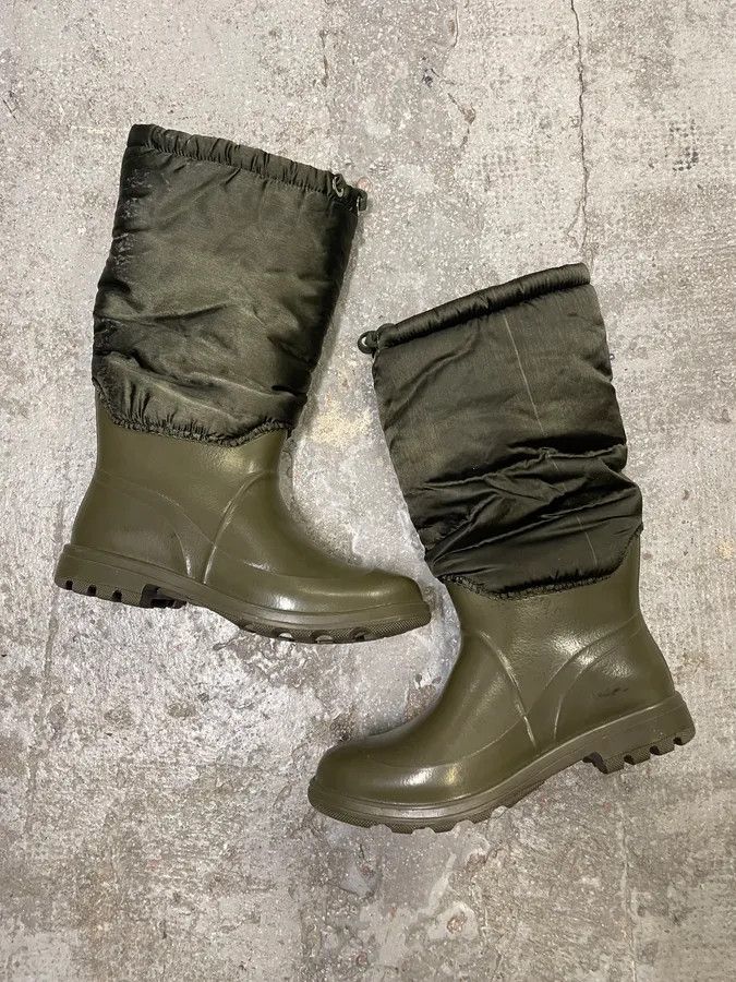 Dolce & Gabbana FW2008 Dolce & Gabbana Olive Puffer Wallies Boots Size US 8 / EU 41 - 4 Thumbnail