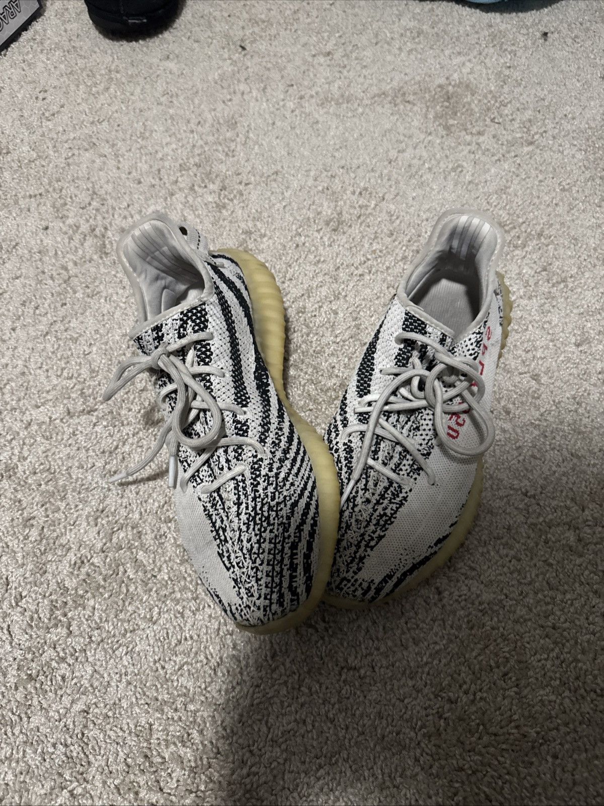 Kanye West × Yeezy YEEZY 350 V2 ZEBRA SIZE 10 Size US 10 / EU 43 - 1 Thumbnail