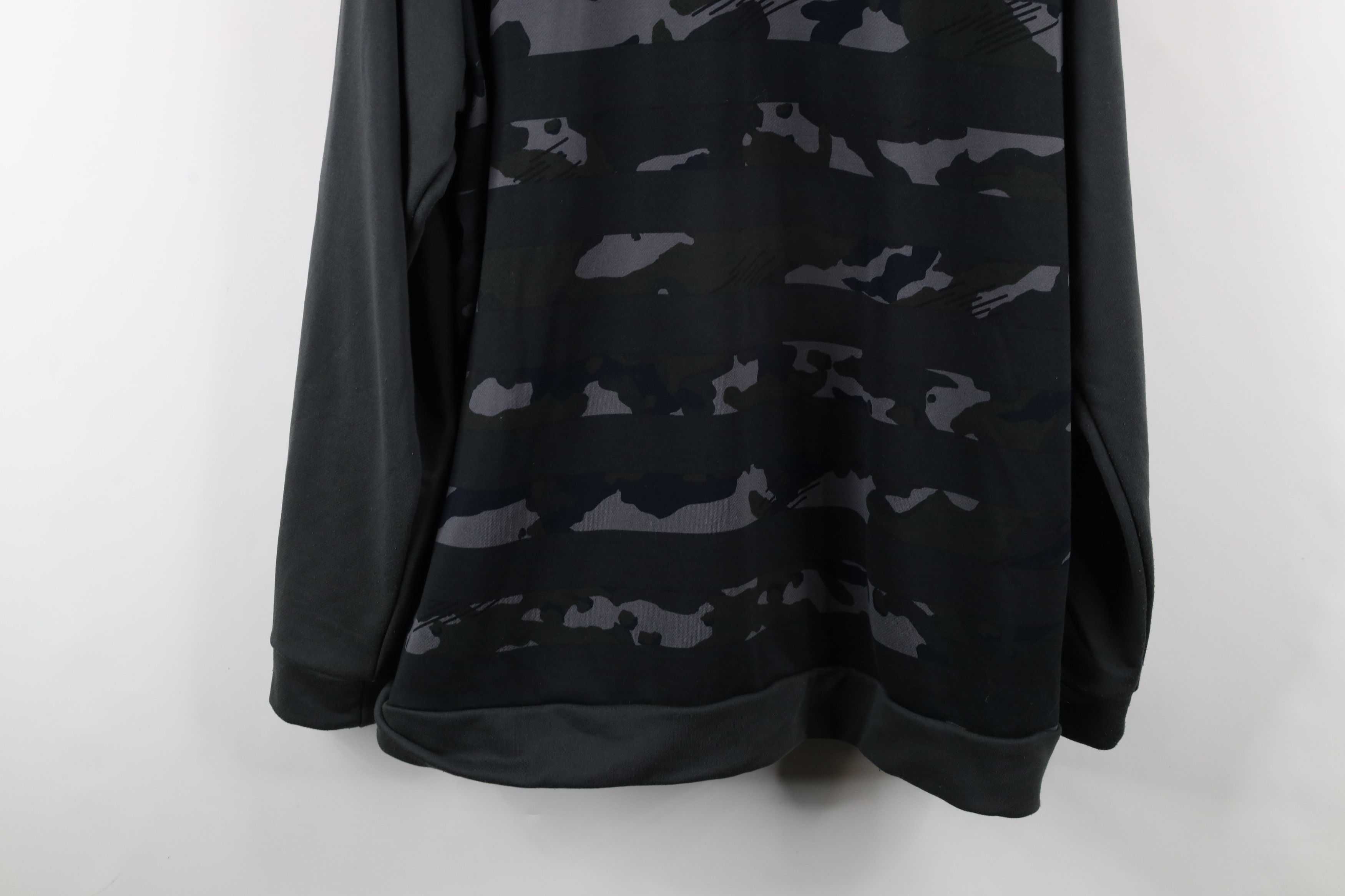 Nike × Vintage Vintage Y2K Nike Sportswear Camouflage Hoodie Sweatshirt Size US XXL / EU 58 / 5 - 11 Thumbnail