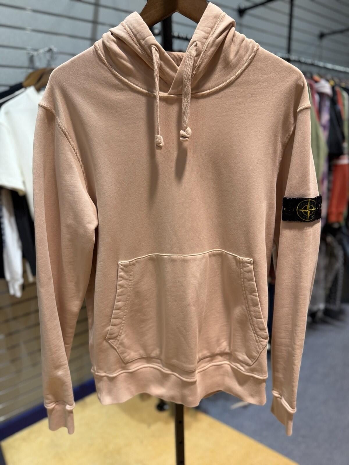 Stone Island STONE ISLAND ROSE QUARTZ COTTON PINK HOODIE (LARGE) Size US L / EU 52-54 / 3 - 6 Thumbnail