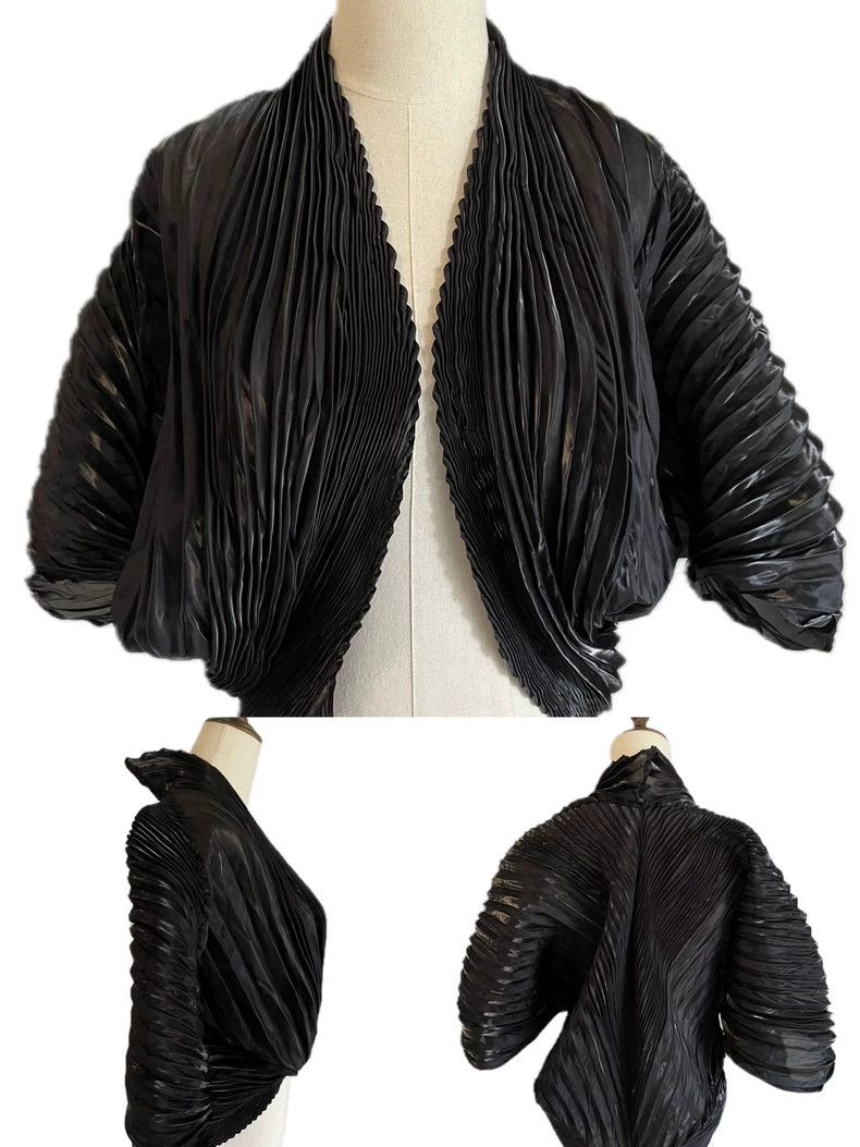 Issey Miyake Issey Miyake size:2 Black main line batsleeve jacket Size S / US 4 / IT 40 - 7 Thumbnail