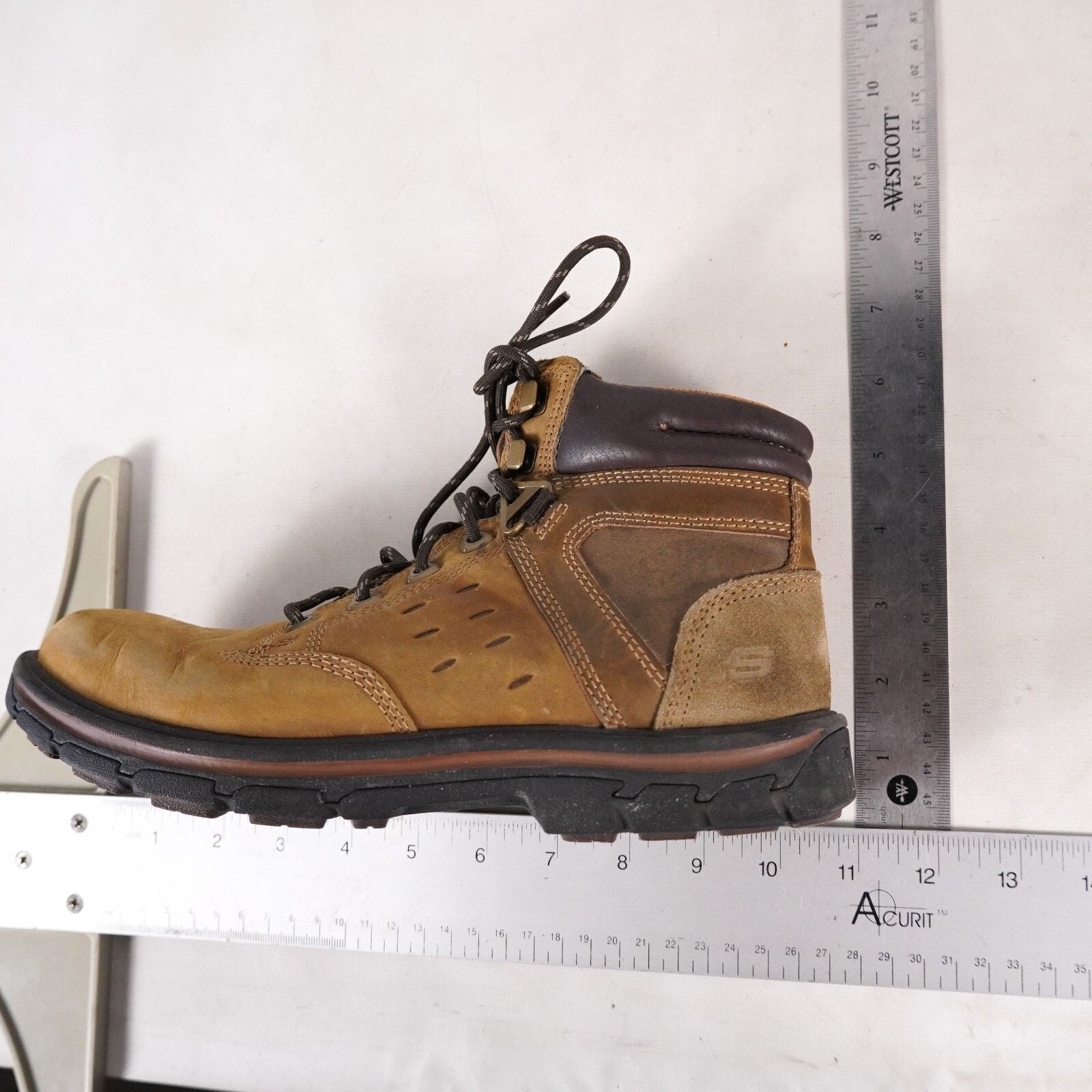 SKECHERS Skechers Relaxed Fit Leather Work Boots Men 7 Hiking Shoes Size US 7 / EU 40 - 10 Thumbnail