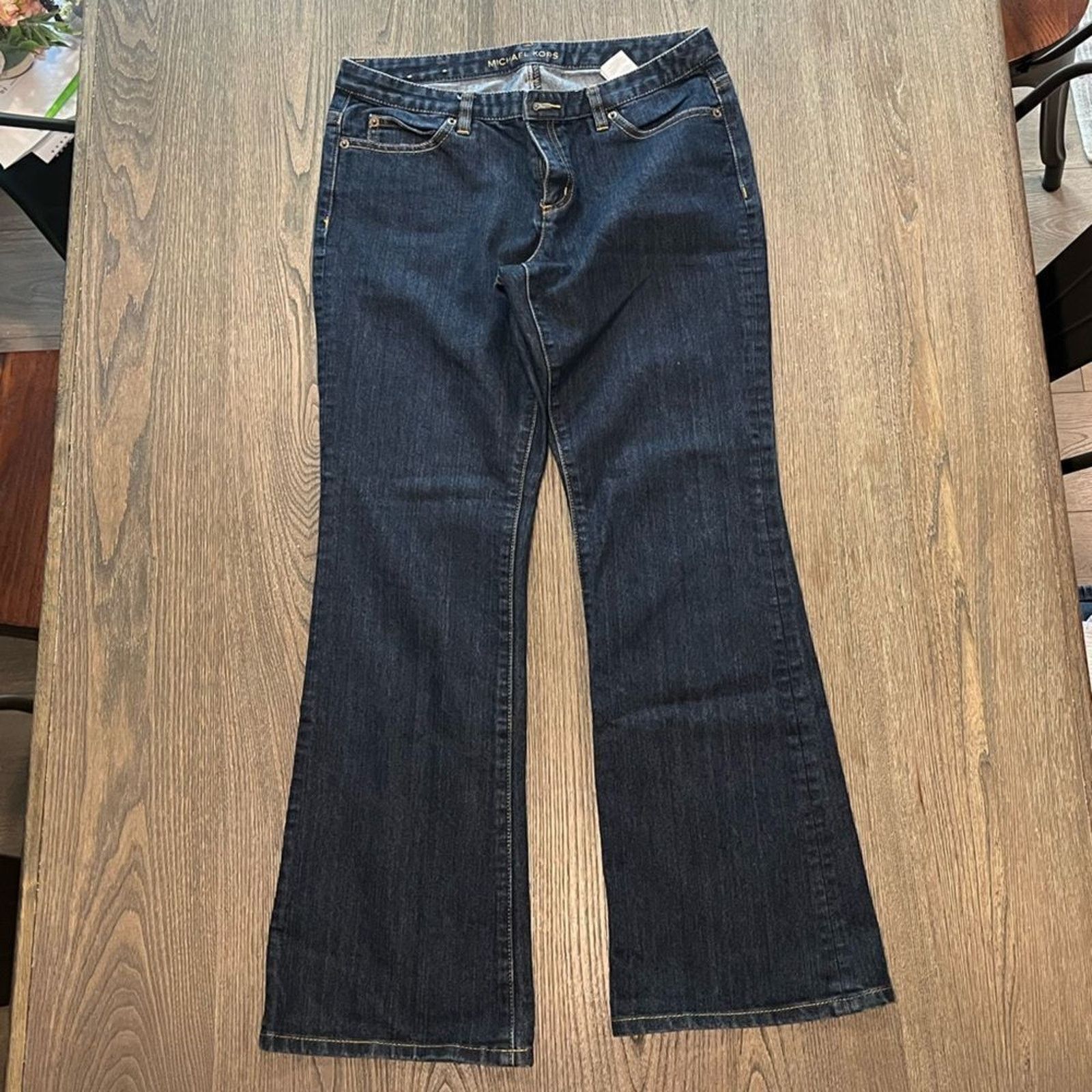 Michael Kors Michael Kors Dark Wash Denim Jeans Flare Leg Size 8 Size 30" / US 8 / IT 44 - 1 Thumbnail