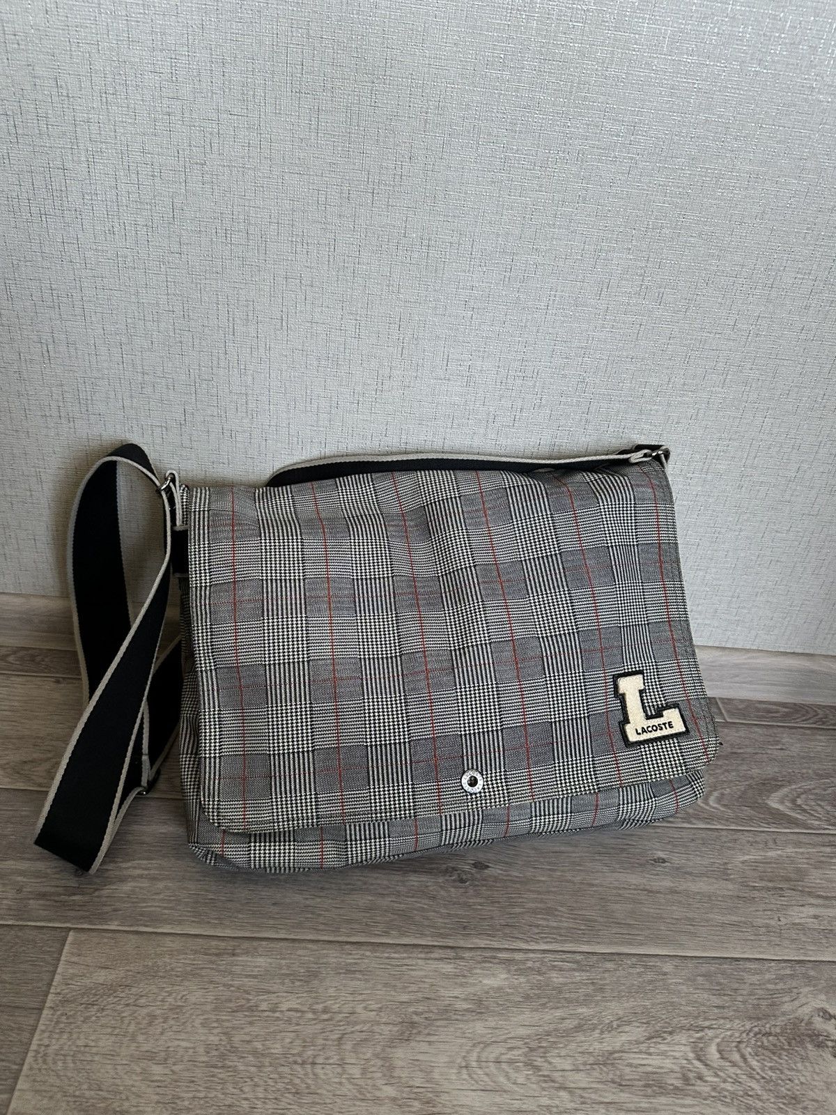 Lacoste × Vintage Vintage Lacoste Bag Laptop Rare Retro Grey Campus Size ONE SIZE - 10 Thumbnail