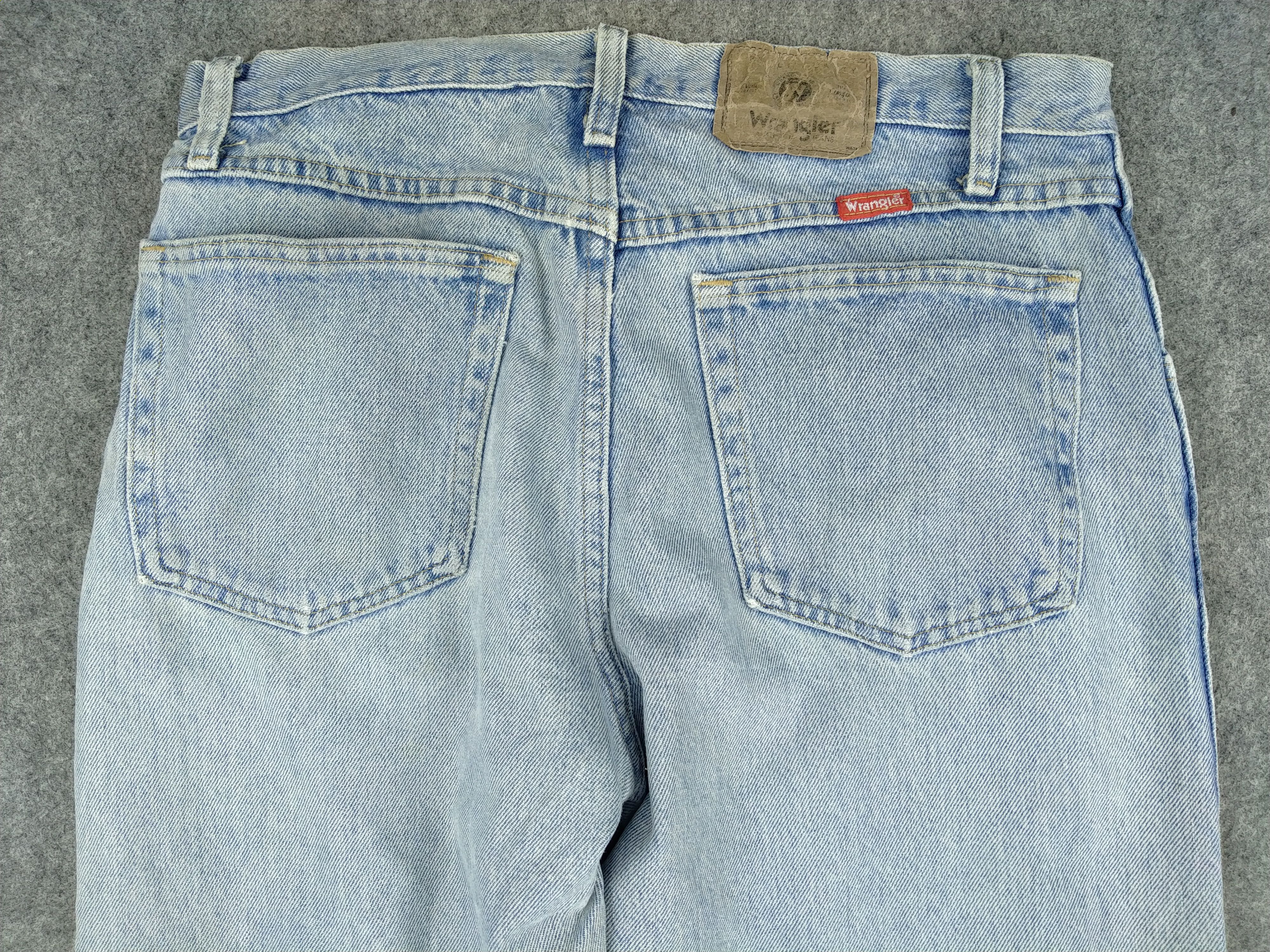 Japanese Brand Vintage Light Wash Wrangler Denim 33x30 -JN468 Size US 33 - 4 Thumbnail