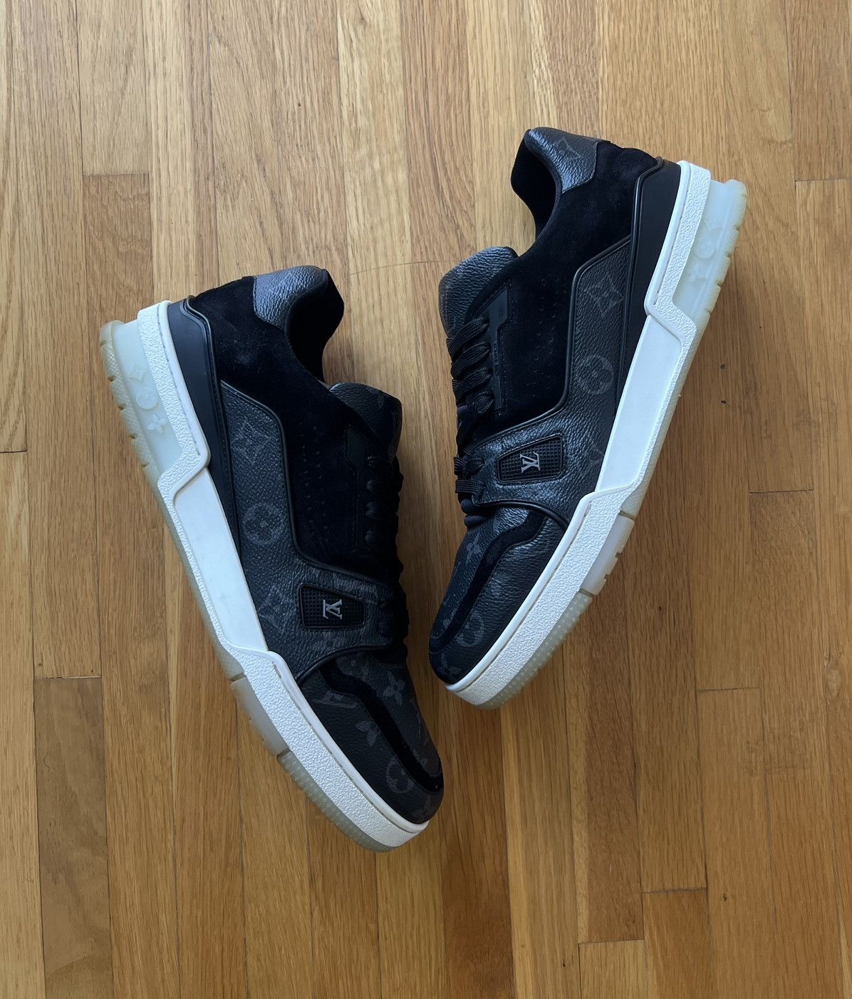 Louis Vuitton Louis Vuitton LV Trainer Black Monogram Size US 10.5 / EU 43-44 - 1 Thumbnail