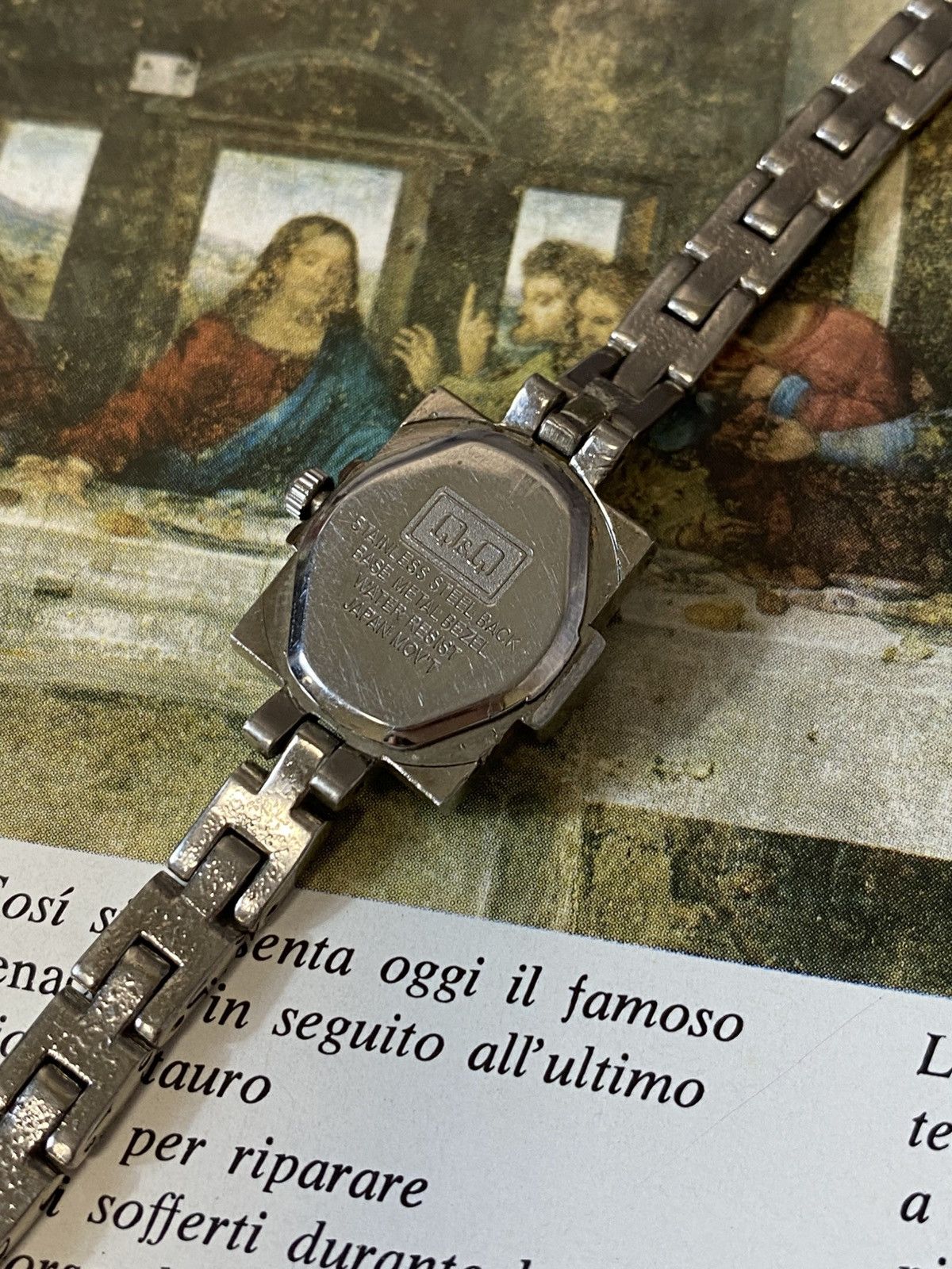 Japanese Brand Vintage Q&Q Citizen Emerald Stone Cross Watch Silver Tone Size ONE SIZE - 4 Thumbnail