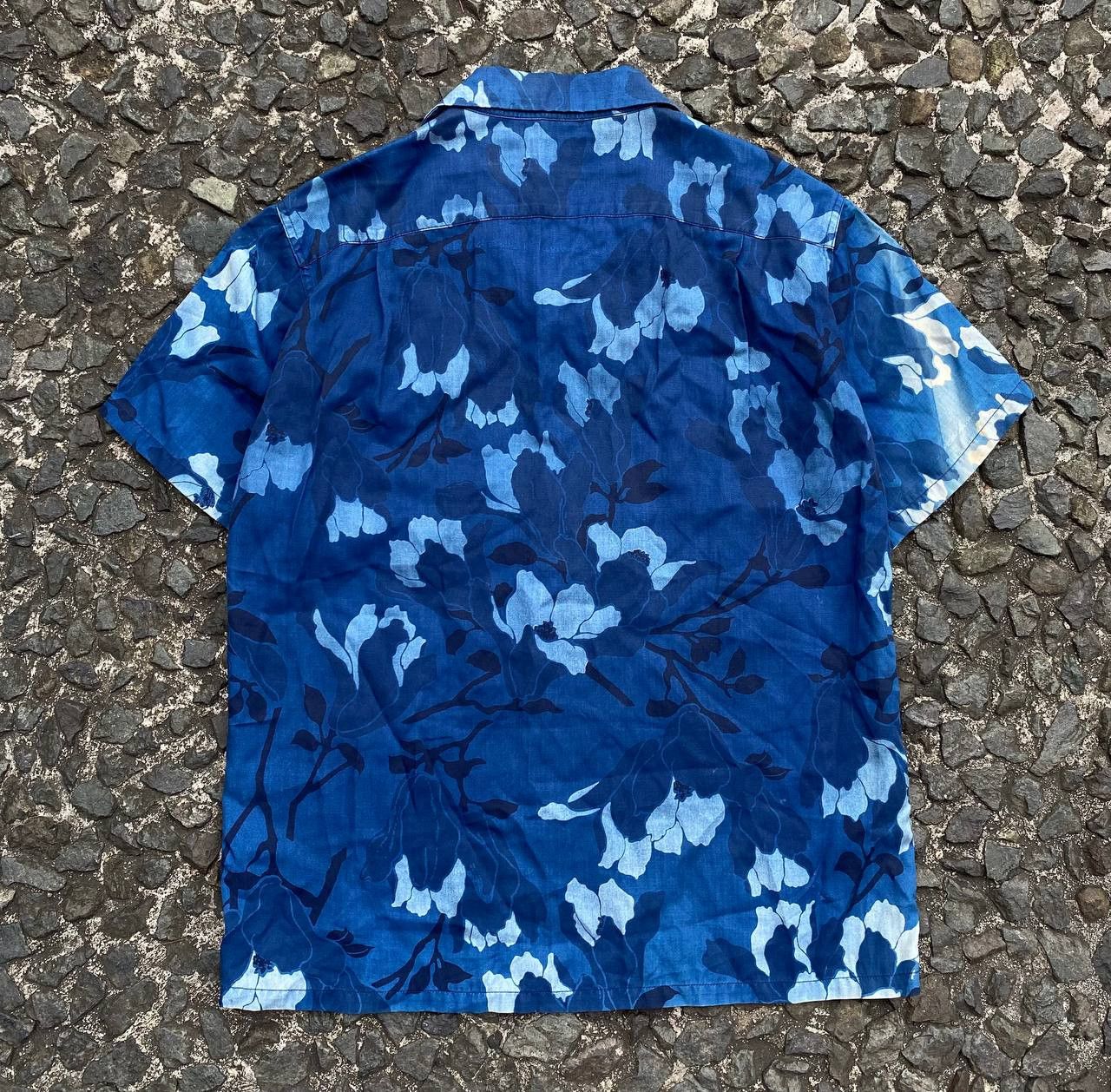 Blue Blue Japan Blue Blue Japan - Magnolia S/S Shirt Size US M / EU 48-50 / 2 - 4 Thumbnail