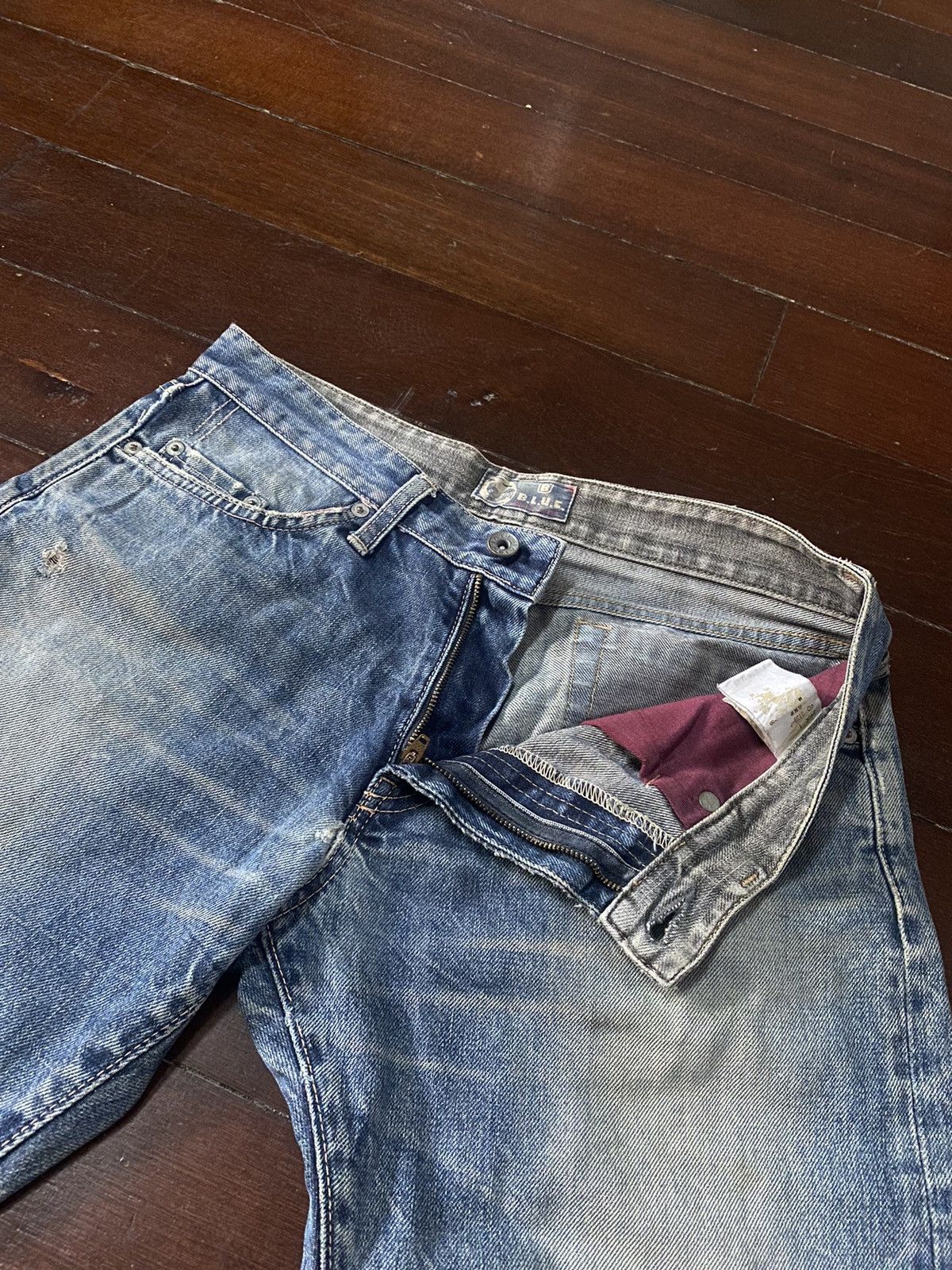 Blue Blue Japan FIRE 🔥 BLUE BLUE JAPAN SASHIKO BORO STITCH DISTRESSED Size US 32 / EU 48 - 8 Thumbnail