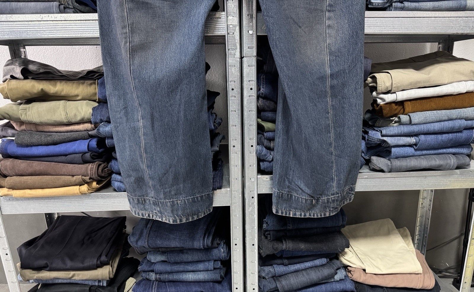 Levi's NWT Levi’s Engineered Jeans Mens Twisted Buckle Back Leg Zip Size US 33 - 17 Thumbnail