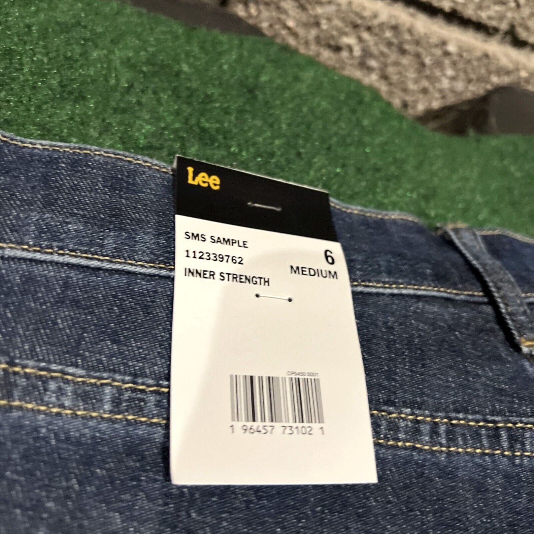Lee New LEE Womens Flare Jeans Size 6 Medium Wash Cotton Spandex Blend Blue. 28x33 Size 28" / US 6 / IT 42 - 3 Thumbnail