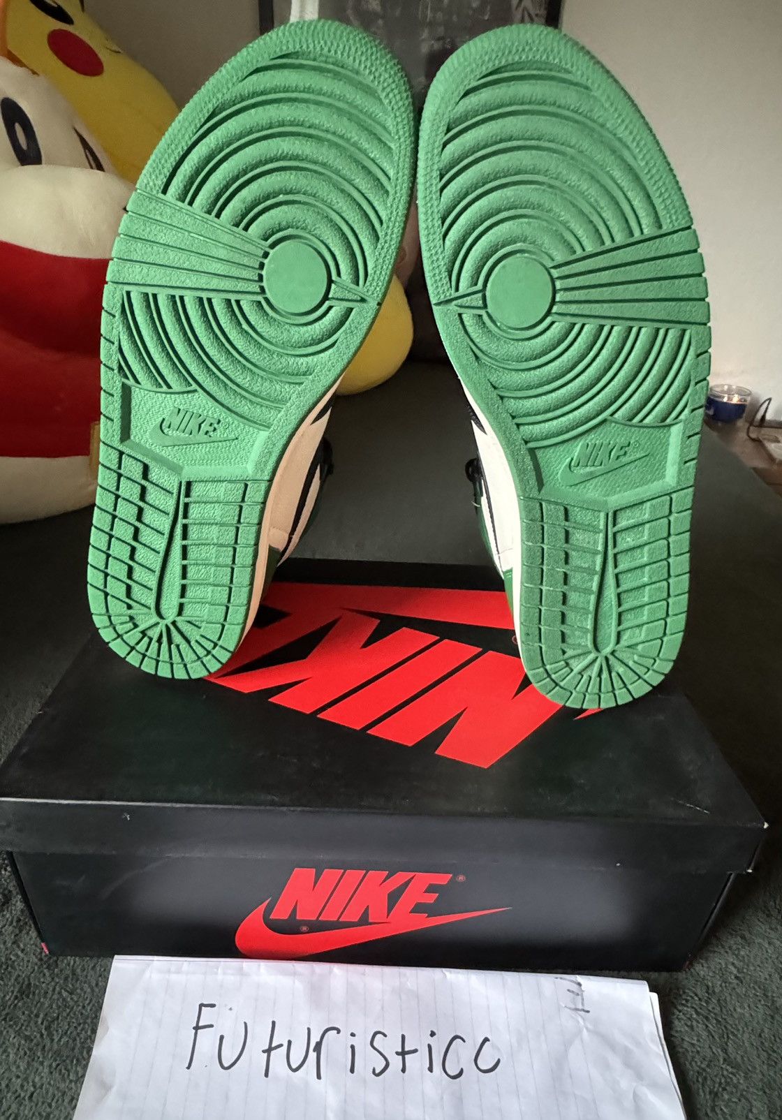 Jordan Brand × Nike Jordan 1 Retro Pine Green Size US 11.5 / EU 44-45 - 5 Thumbnail