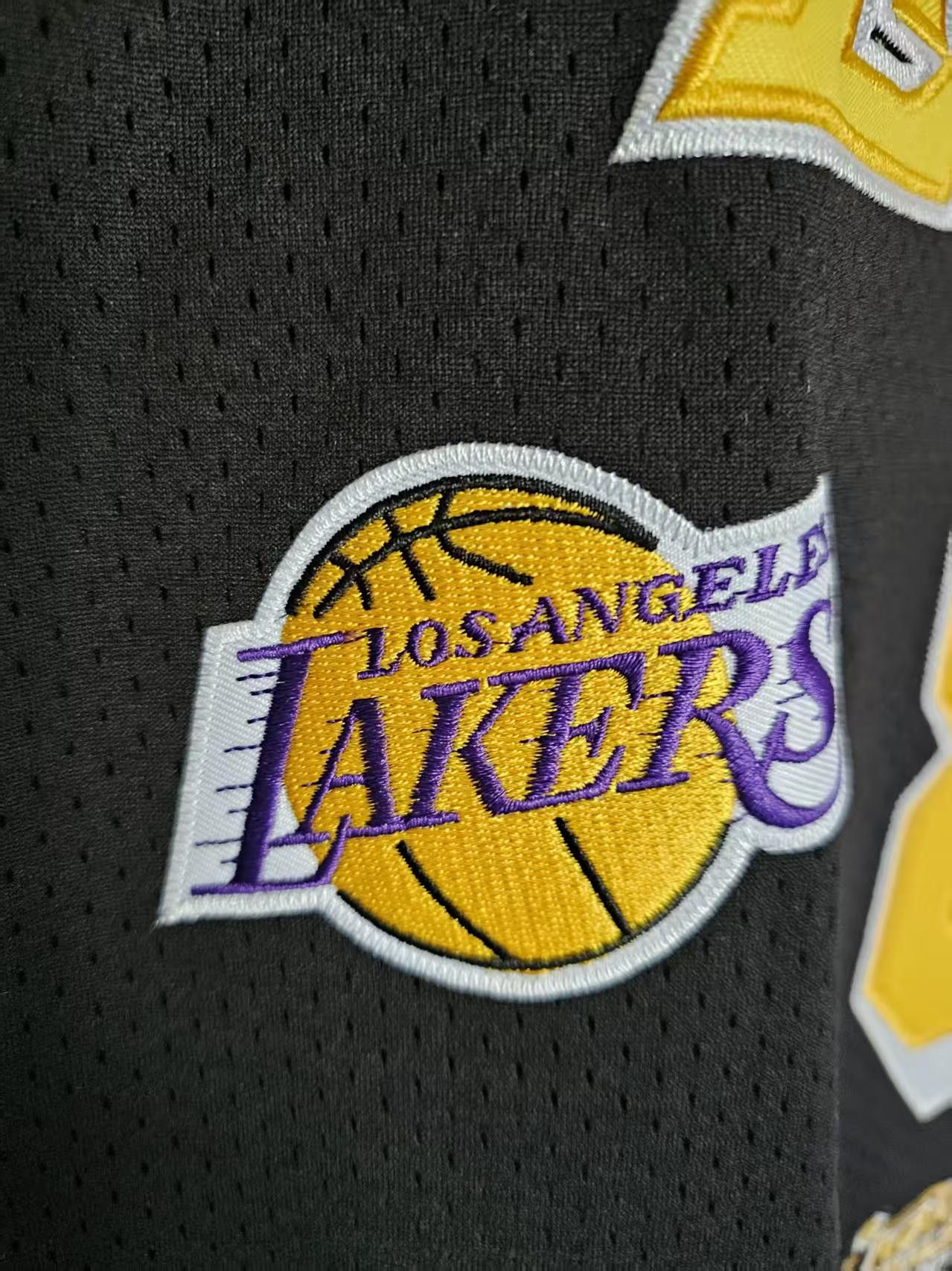 NBA Laker #24 Kobe Bryant Jersey Double Stitched Size US L / EU 52-54 / 3 - 3 Thumbnail