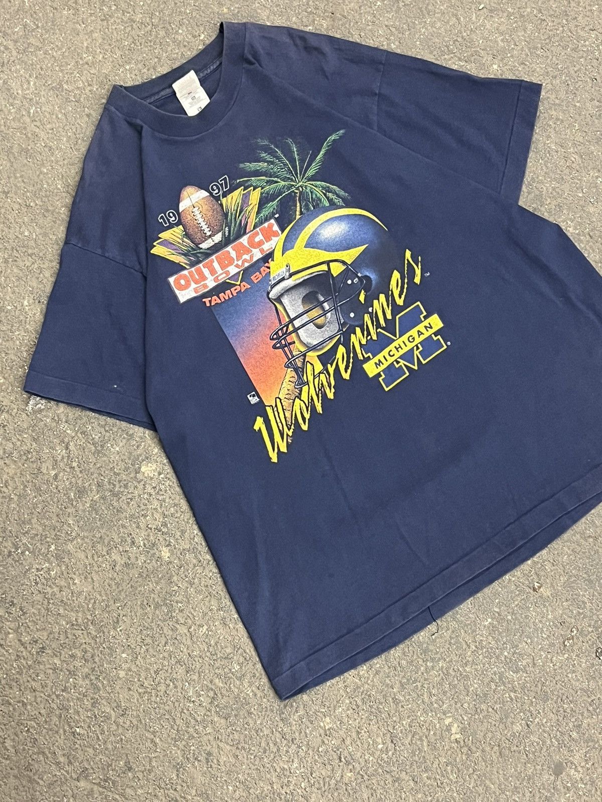 Vintage Vintage Michigan university 90s football shirt rare hype Size US XL / EU 56 / 4 - 1 Thumbnail