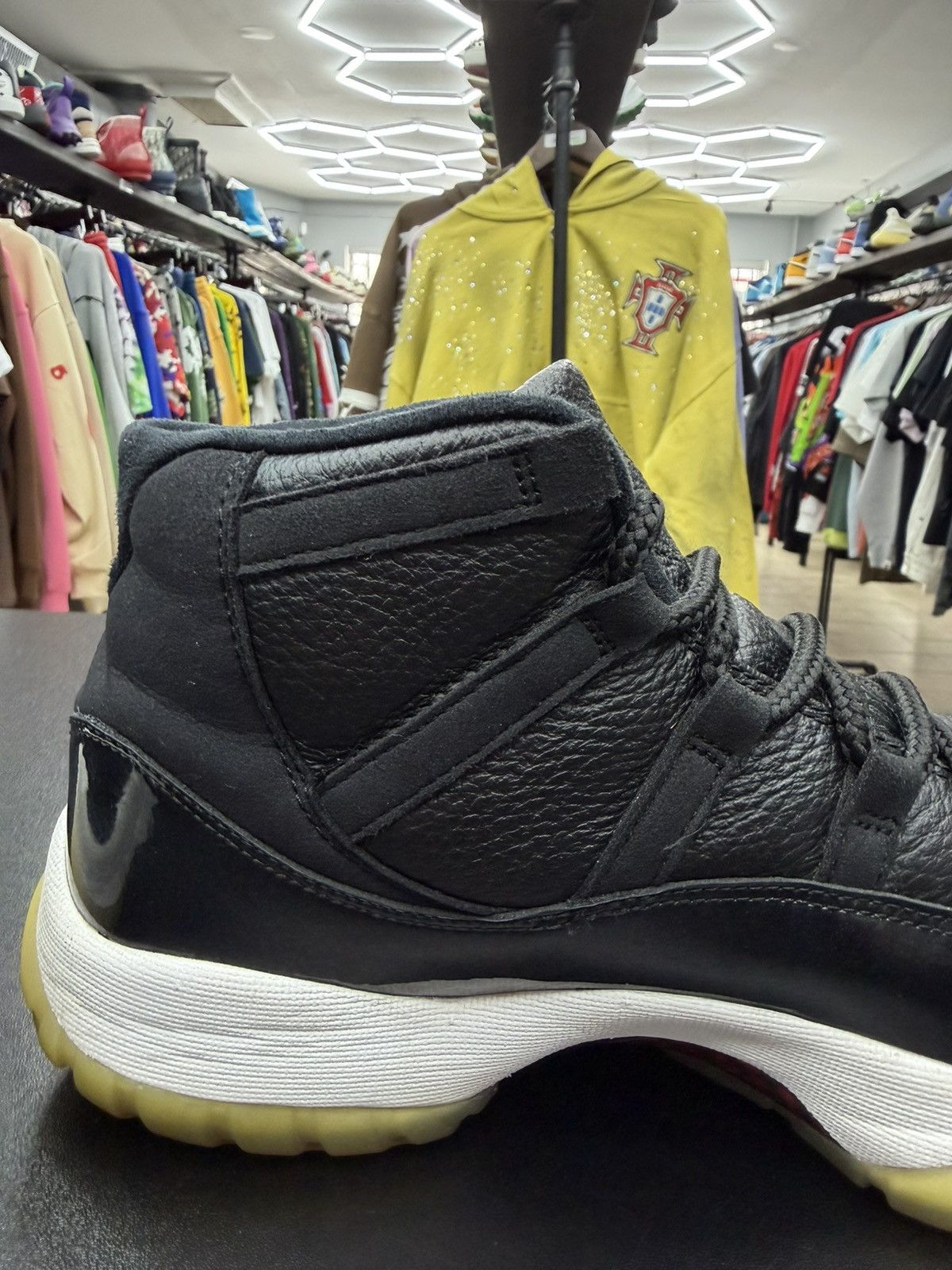 Jordan Brand Size 9.5 - Jordan 11 Retro 72-10 OG “2015” Size US 9.5 / EU 42-43 - 7 Thumbnail