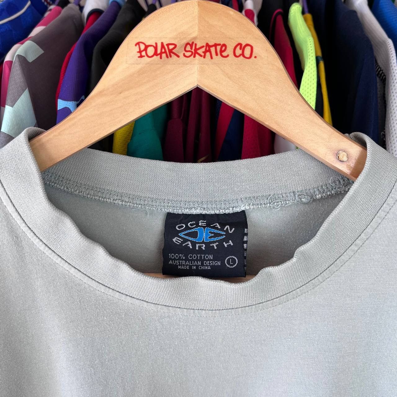 Sun Surf × Vintage Vintage 90s Ocean Earth `Surfing is my religion` T Shirt Size US L / EU 52-54 / 3 - 9 Thumbnail