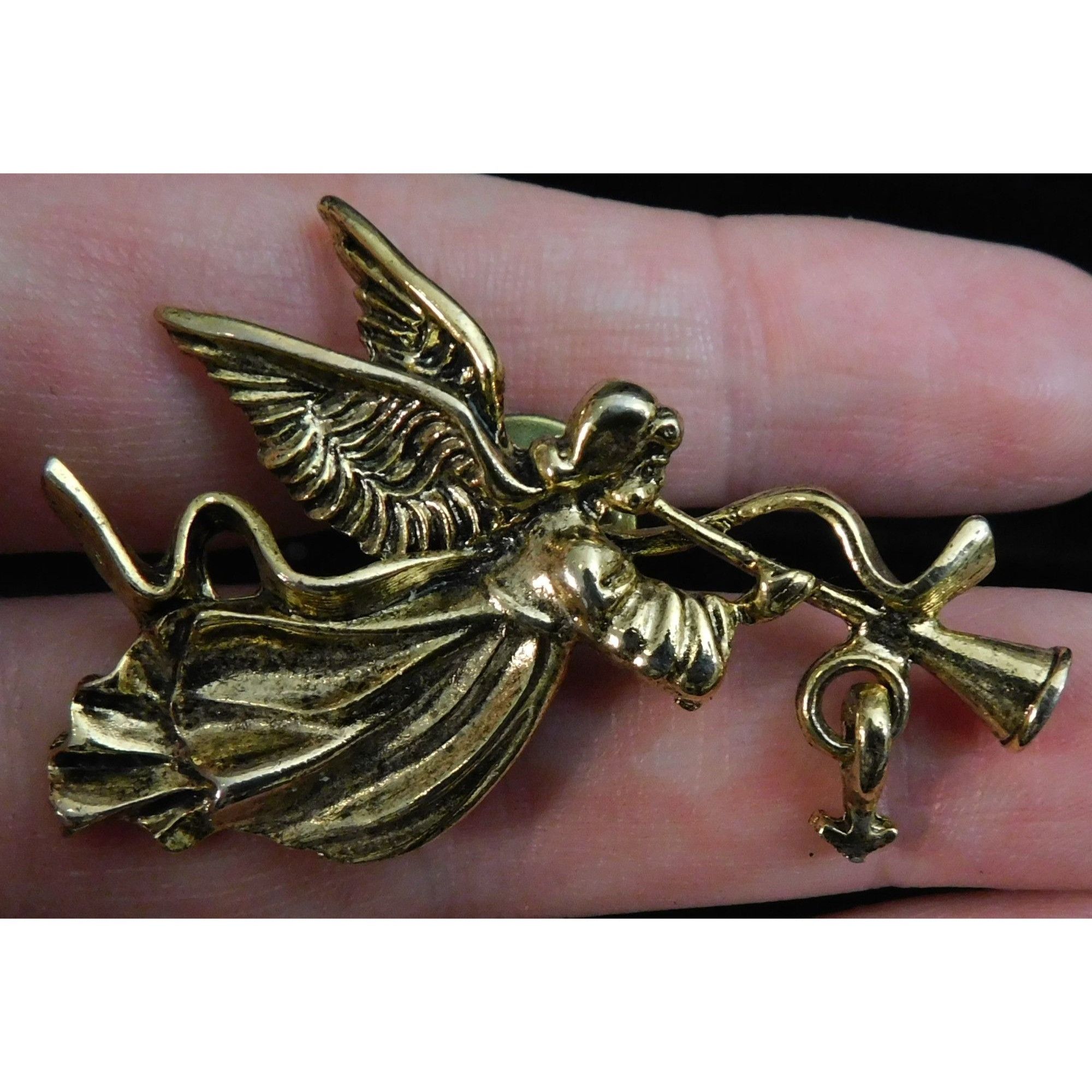 Other Vintage CAMCO Trumpet Angel Gold Tone Brooch Size ONE SIZE - 2 Thumbnail