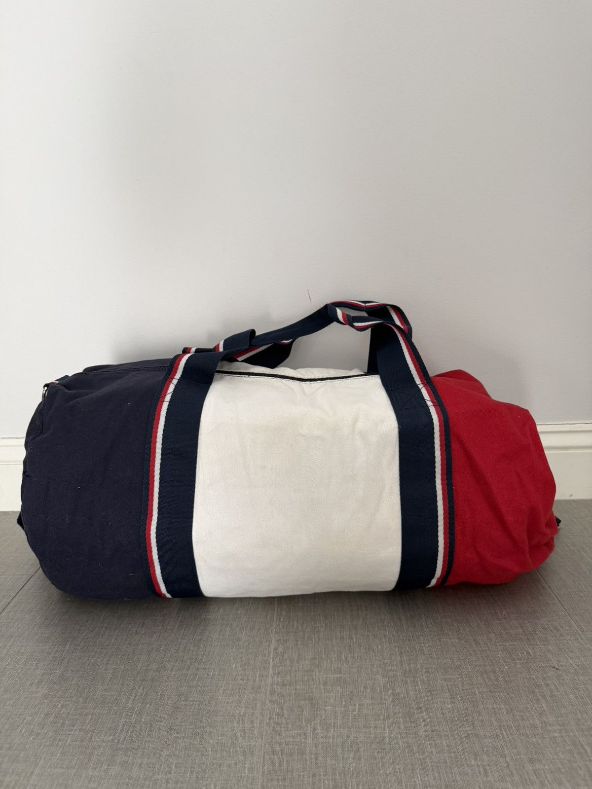 Tommy Hilfiger Classic Tri-Color Hilfiger Duffle Size ONE SIZE - 3 Thumbnail