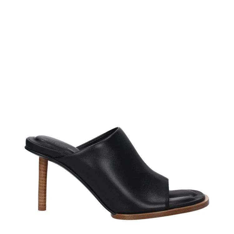 Jacquemus ob1o1e1124 Leather Sandals in Black Size US 5 / IT 35 - 1 Thumbnail