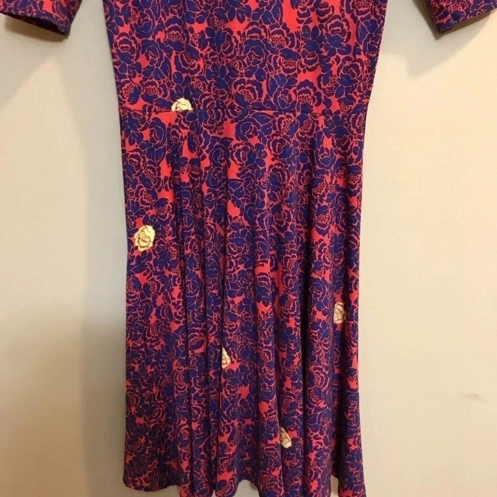 Other Lularoe S Limited Edition Unicorn Red Floral Nicole dress Size S / US 4 / IT 40 - 10 Thumbnail