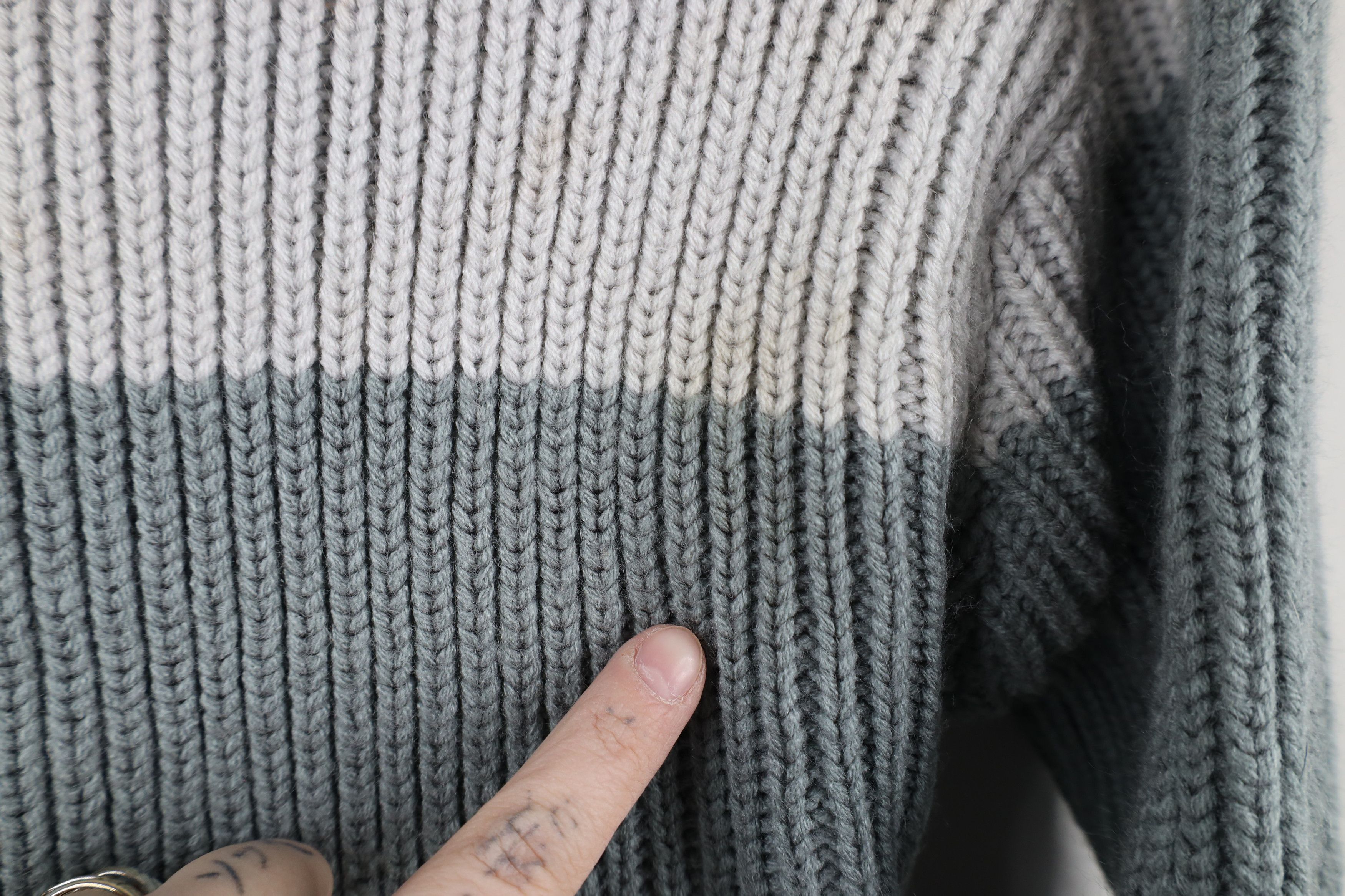 Vintage Vintage 90s Streetwear Block Ribbed Knit Turtleneck Sweater Size L / US 10 / IT 46 - 4 Thumbnail