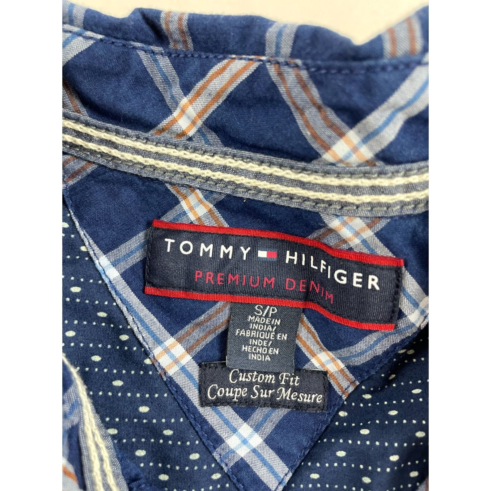 Tommy Hilfiger Tommy Hilfiger Shirt Men's Size S Navy Blue Orange Plaid Custom Fit Button Up Size US S / EU 44-46 / 1 - 7 Thumbnail