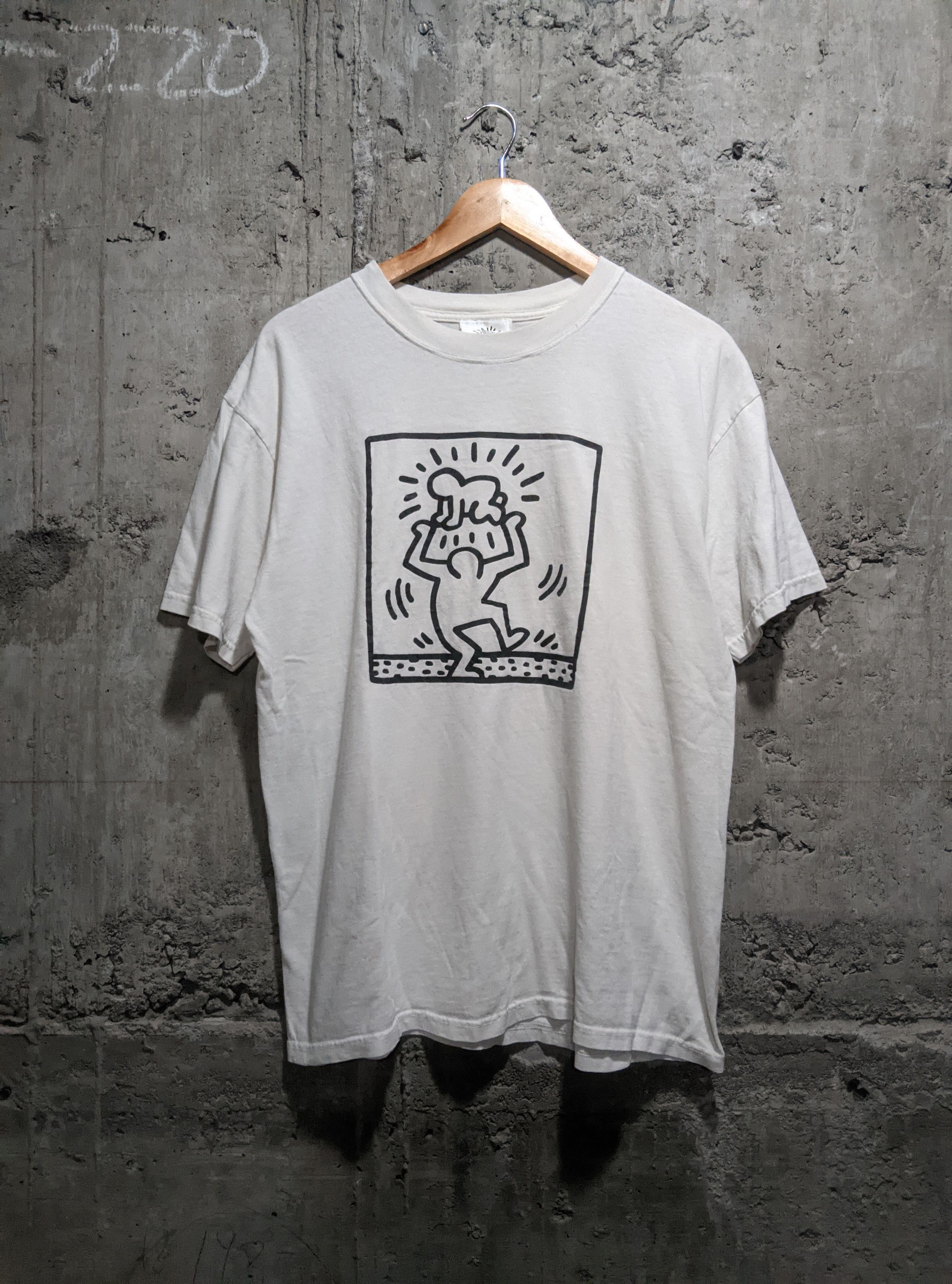 Vintage Vintage 90s Keith Haring pop shop art t shirt Size US L / EU 52-54 / 3 - 1 Thumbnail