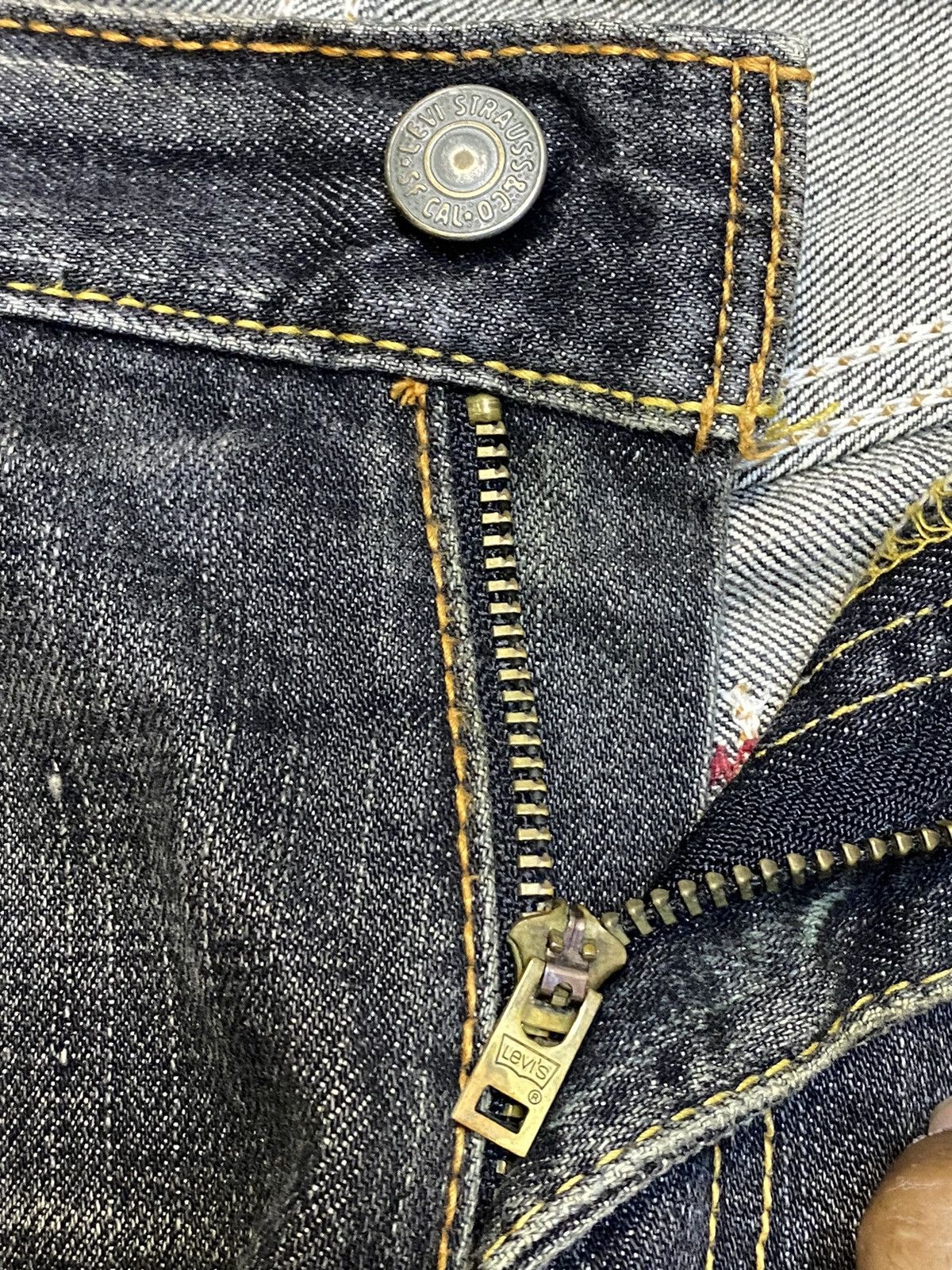 Levi's Vintage Levis702 90s Black Denim Baggy Style Jeans Size US 36 / EU 52 - 5 Thumbnail