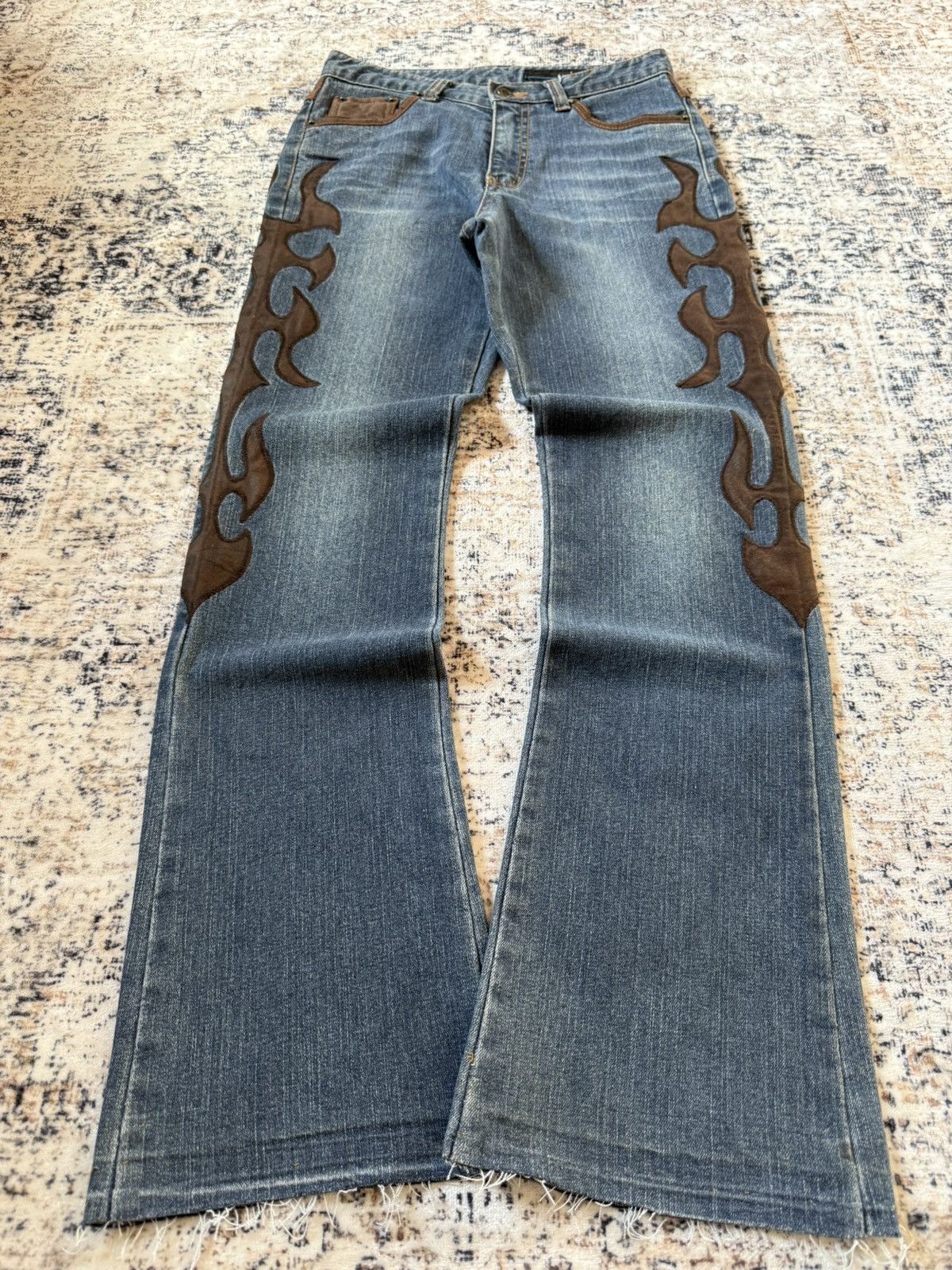 Le Grande Bleu (L.G.B.) Blue Jam Embroidered Tribal Flared Jeans Size US 26 / EU 42 - 1 Thumbnail