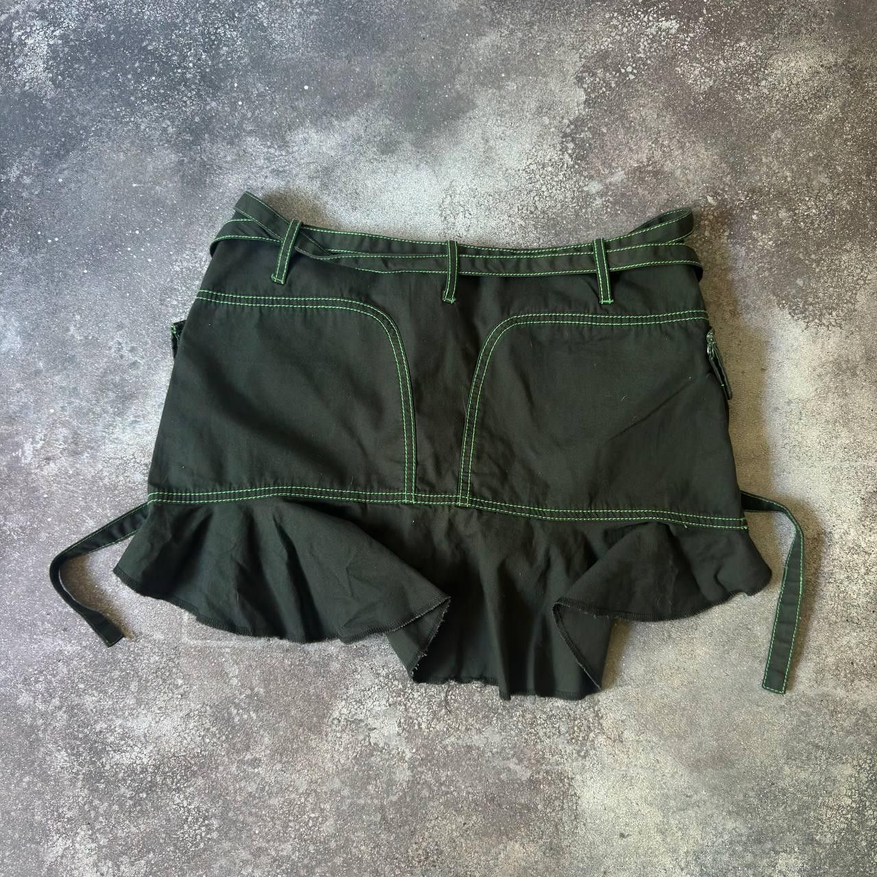 Diesel Y2K Diesel Vintage Bondage Cargo Mini Skirt Size 28" / US 6 / IT 42 - 7 Thumbnail