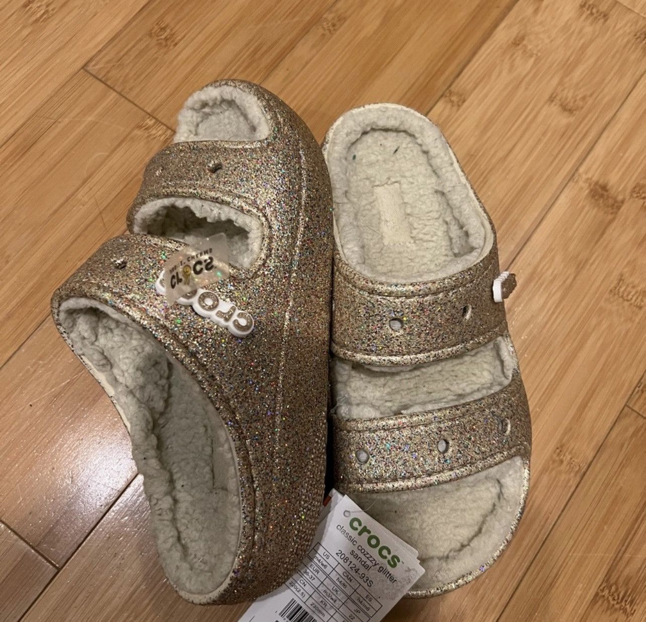 Crocs Crocs gold sandals Size US 5 / IT 35 - 3 Thumbnail