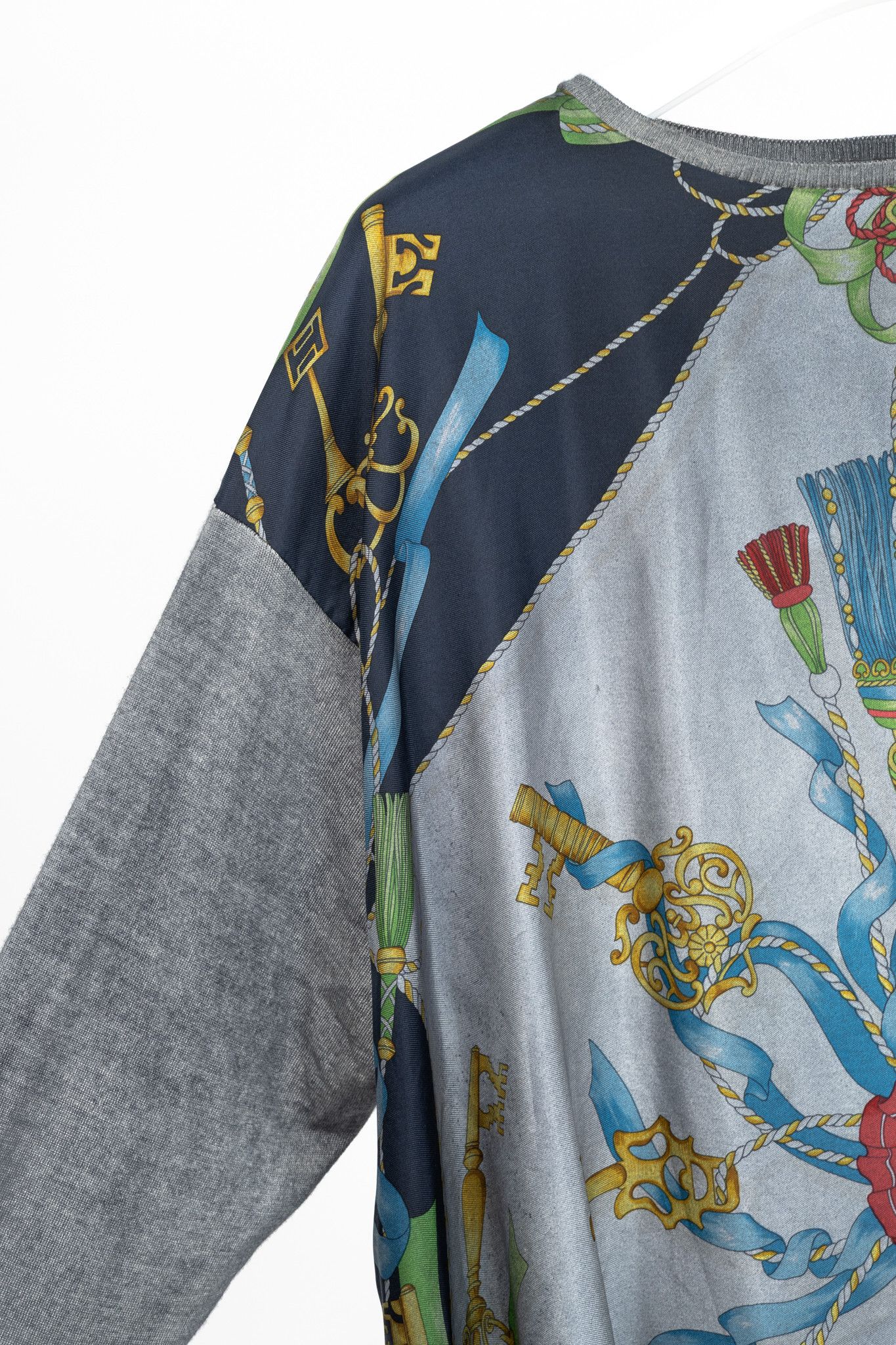 Avant Toi Avant Toi Grey Cashmere & Silk Graphic-Front Sweater Size XS / US 0-2 / IT 36-38 - 5 Thumbnail