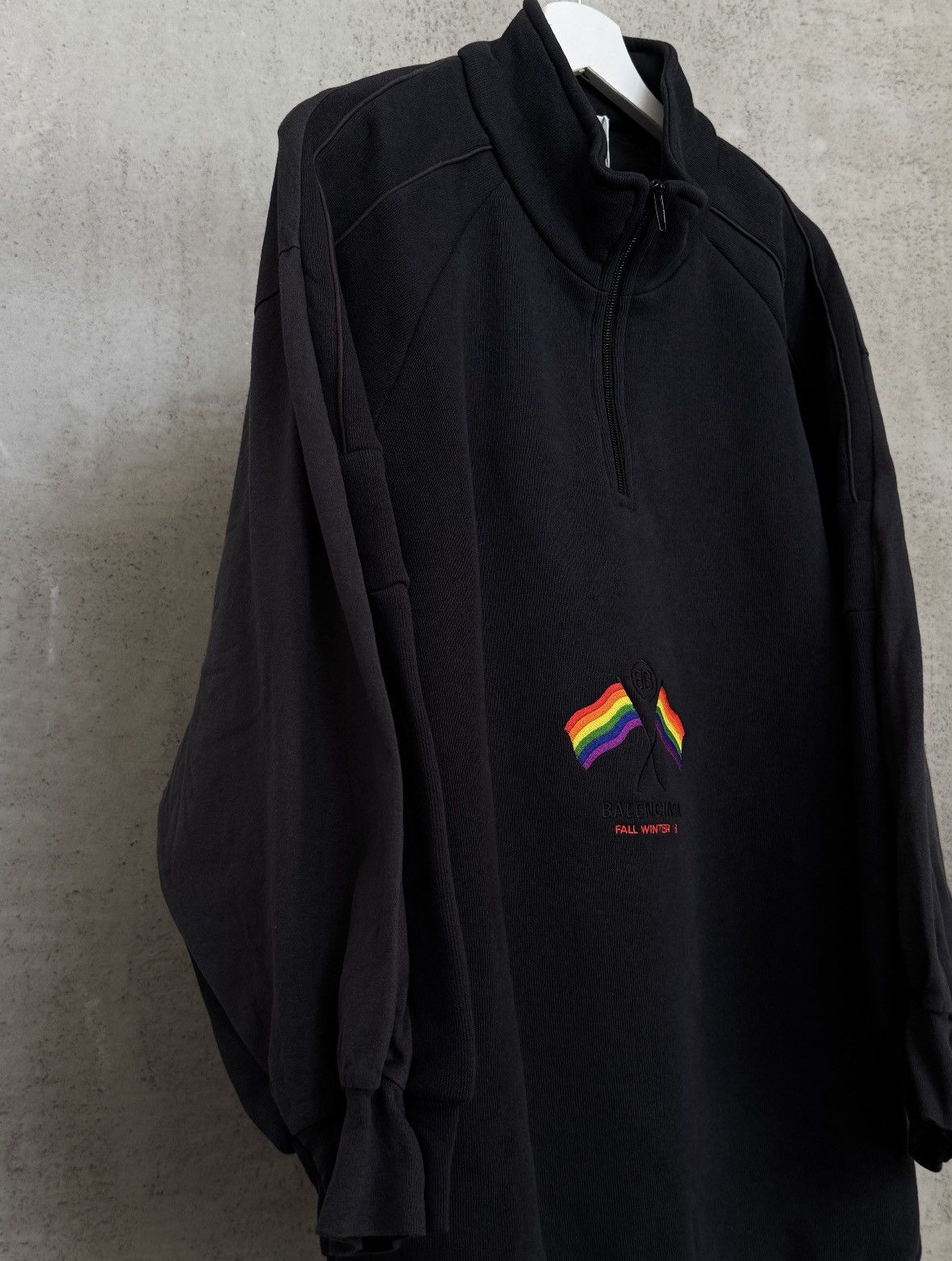 Balenciaga Balenciaga Rainbow Flag Quarter-zip AW18 Size US XS / EU 42 / 0 - 3 Thumbnail