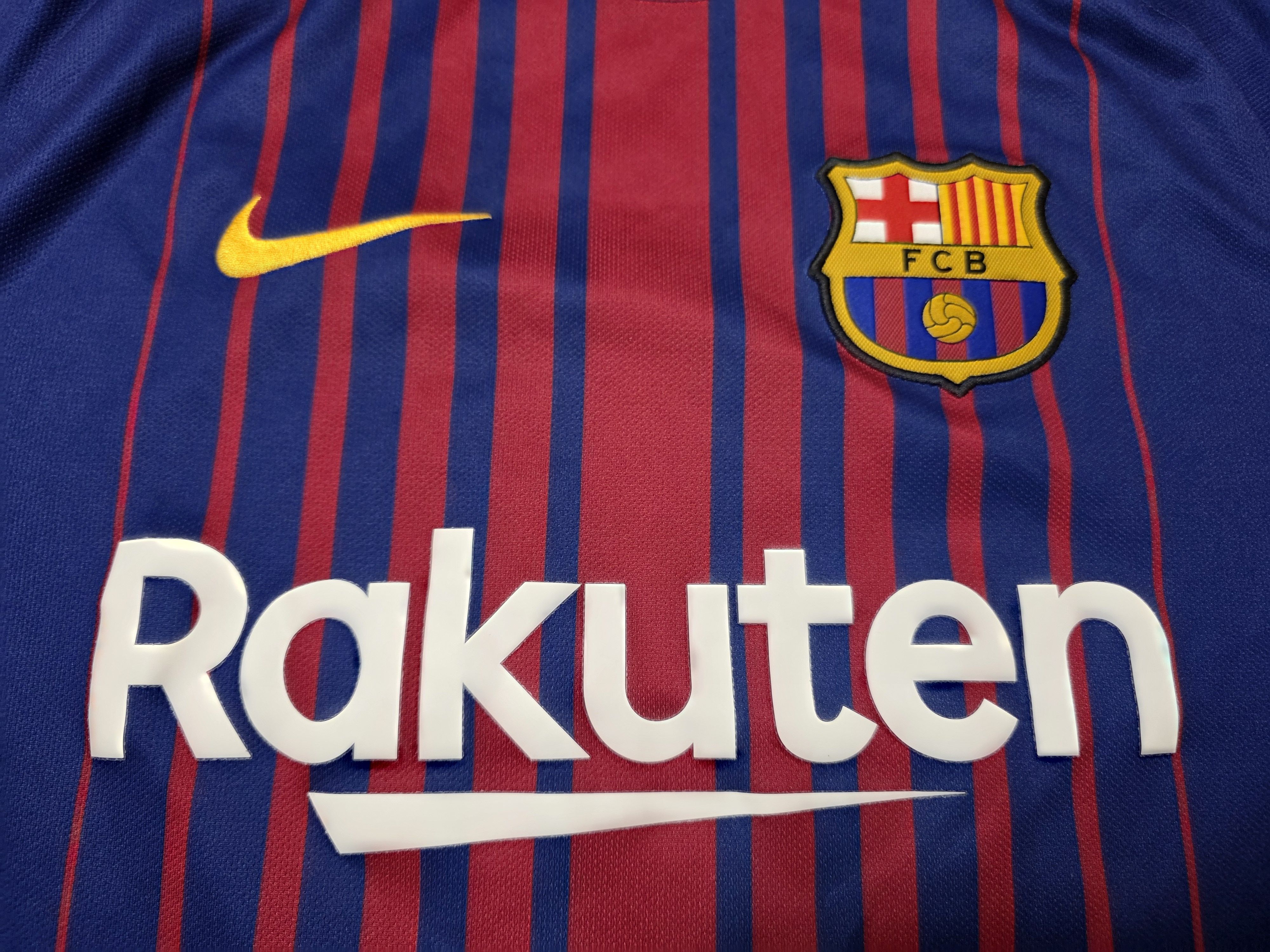 Nike BARCELONA 2016 2017 HOME SUAREZ FOOTBALL SHIRT SOCCER JERSEY Size US M / EU 48-50 / 2 - 3 Thumbnail