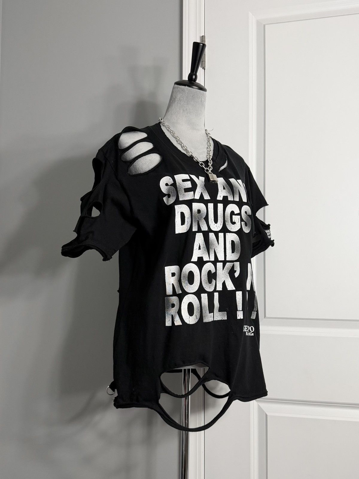 Sex Pot ReVeNGe Sex Pot Revenge Distressed Graphic Shirt Size US L / EU 52-54 / 3 - 2 Thumbnail