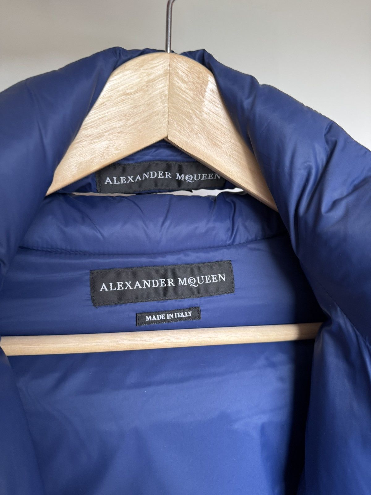 Alexander McQueen Alexander McQueen Dancing Skeleton Blue Puffer Jacket Size US XXL / EU 58 / 5 - 5 Thumbnail