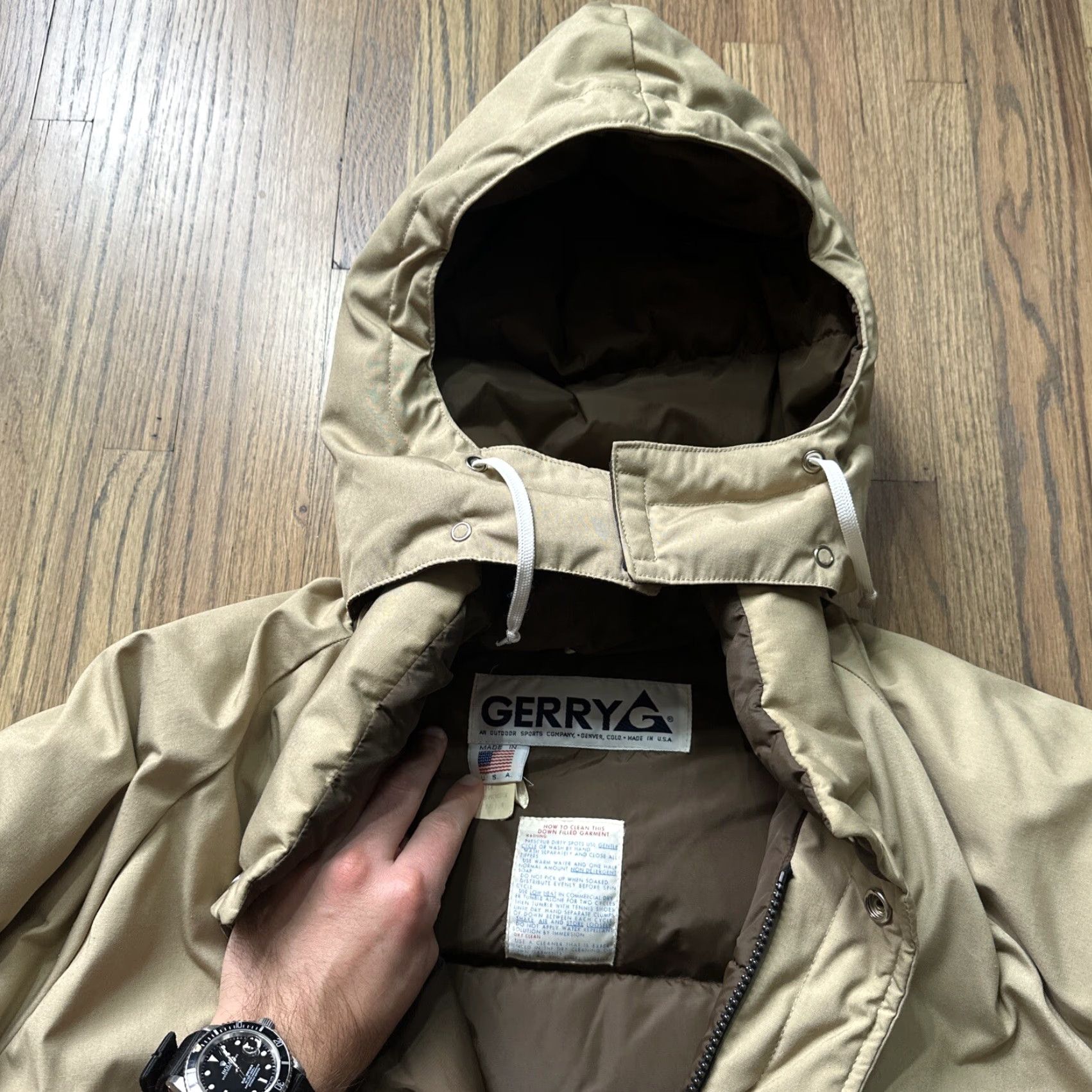 Vintage VINTAGE Gerry Expedition Puffer Jacket Hood Beige M Men Down Ski 1960s 1970s Rare Size US M / EU 48-50 / 2 - 7 Thumbnail