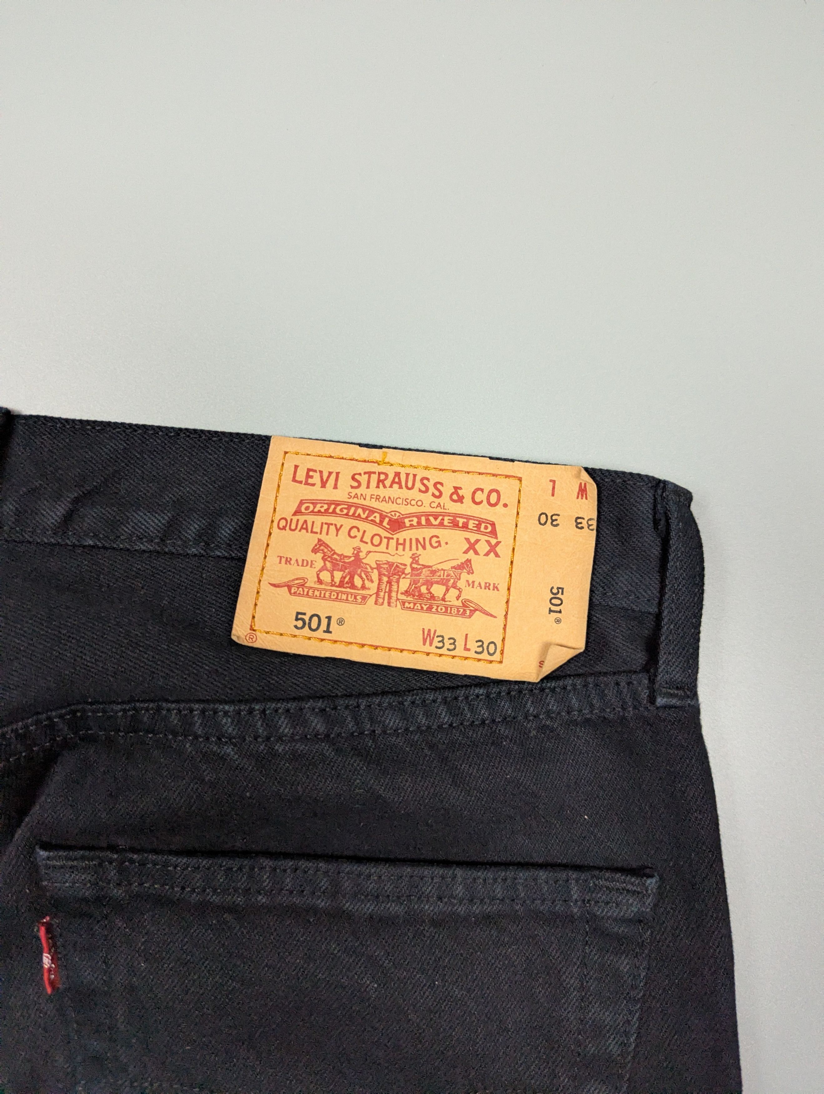Levi's Levi's 501 Vintage Men's Black Straight Loose Fit Jeans Size US 33 - 12 Thumbnail