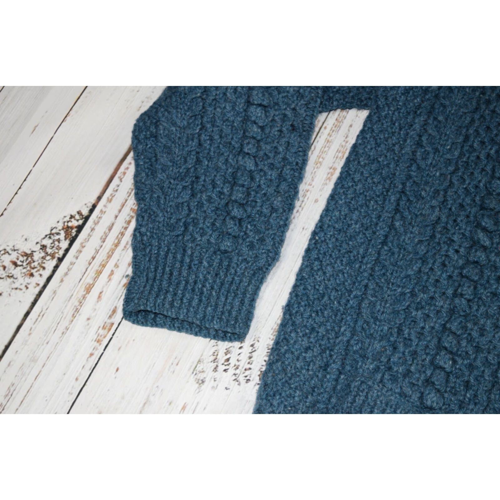 Annex VINTAGE Anne Daly Ireland Cardigan Blue Teal 2XL Wool Chunky-Knit Buttoned Women’s Knit Sweater 90s Ireland Theme Women's Size 2XL Blue Teal Cardigan Size XXL / US 16-18 / IT 52-54 - 4 Thumbnail