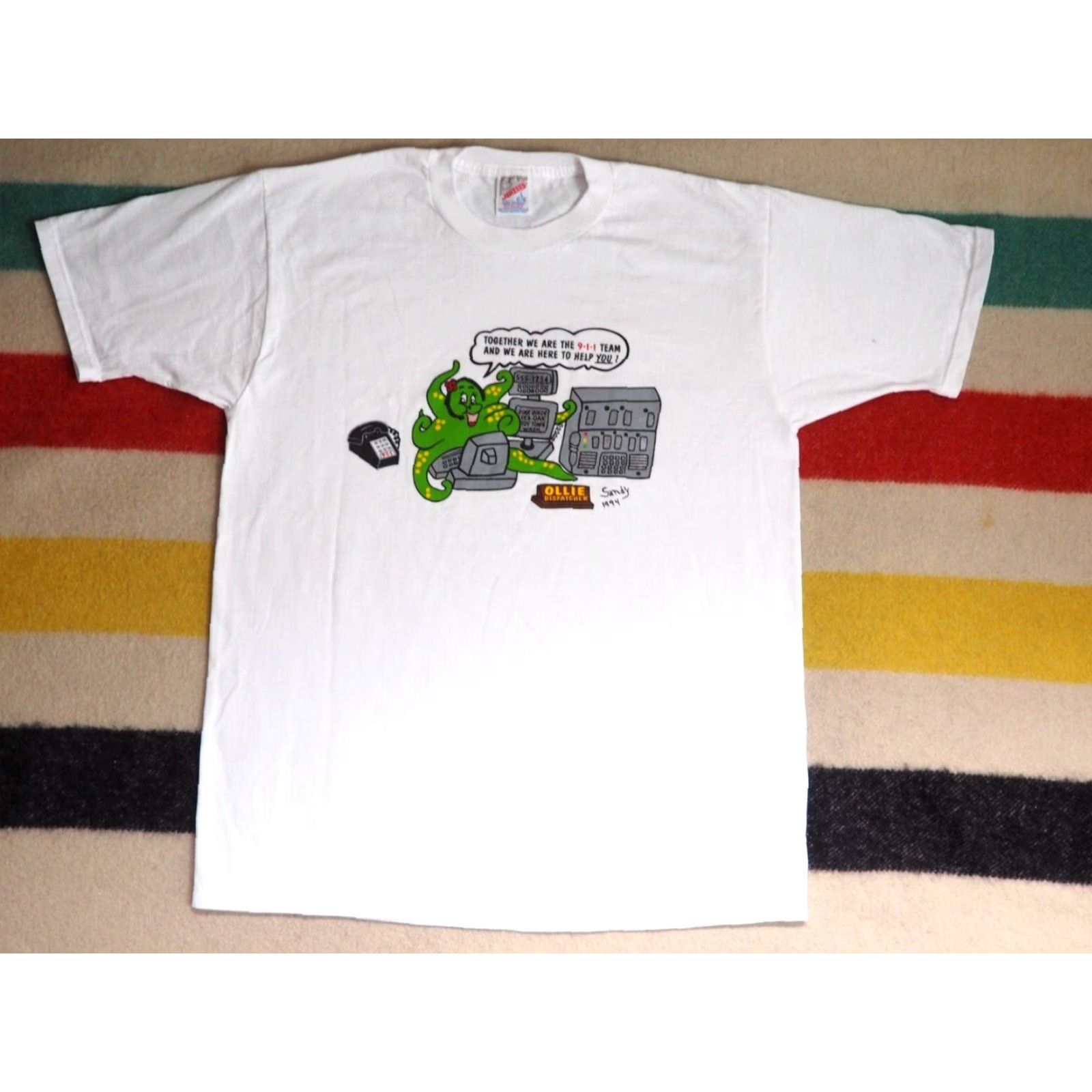 Jerzees VTG 90s Jerzees 911 Dispatcher Joke Octopus White USA Made Tee T-Shirt L EUC Mens Size US L / EU 52-54 / 3 - 2 Thumbnail