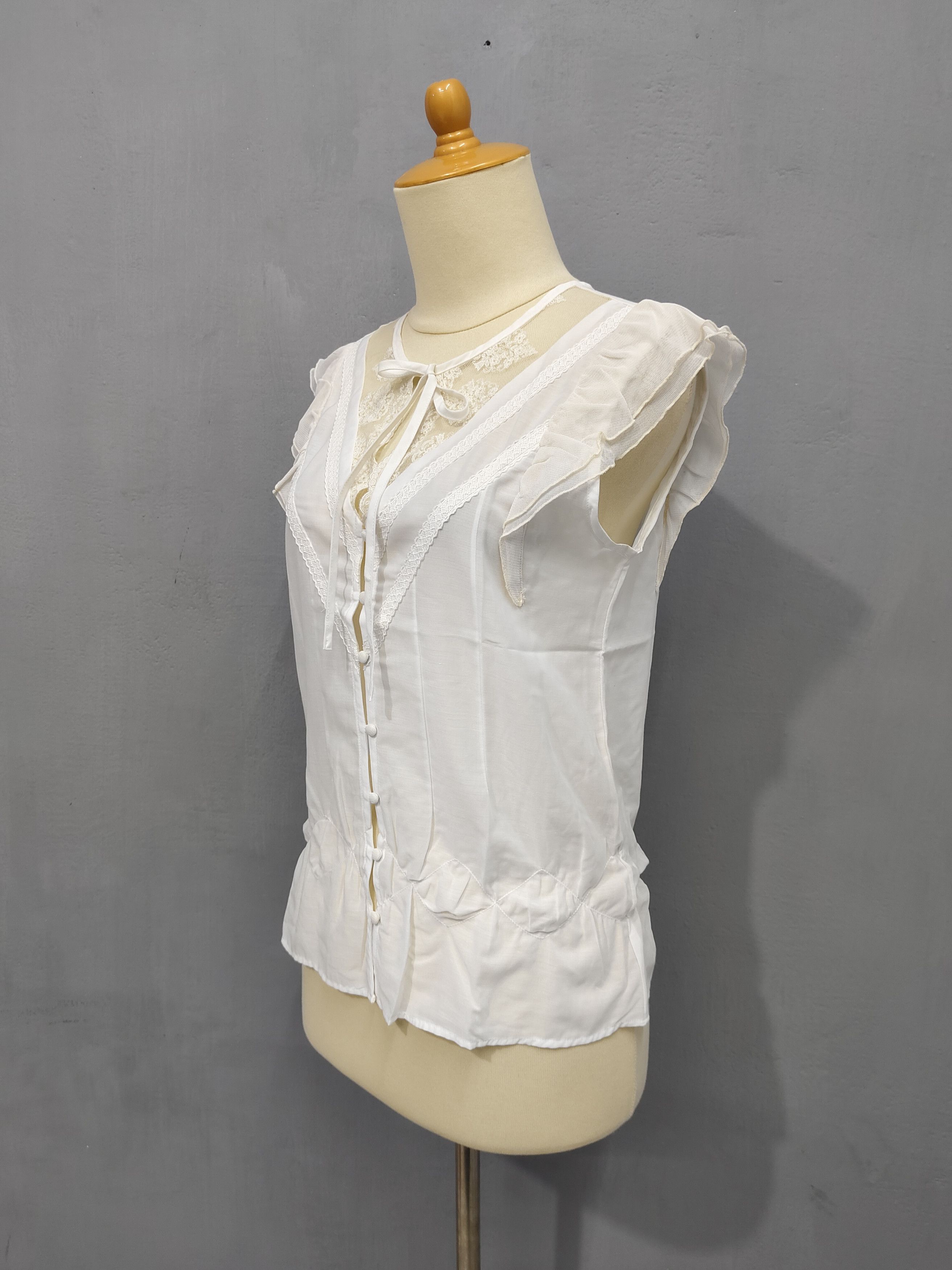 SHIPS 2000s Ships🇯🇵 Lace Panel Pintuck Ribbon Tie Neck Peplum Size M / US 6-8 / IT 42-44 - 3 Thumbnail