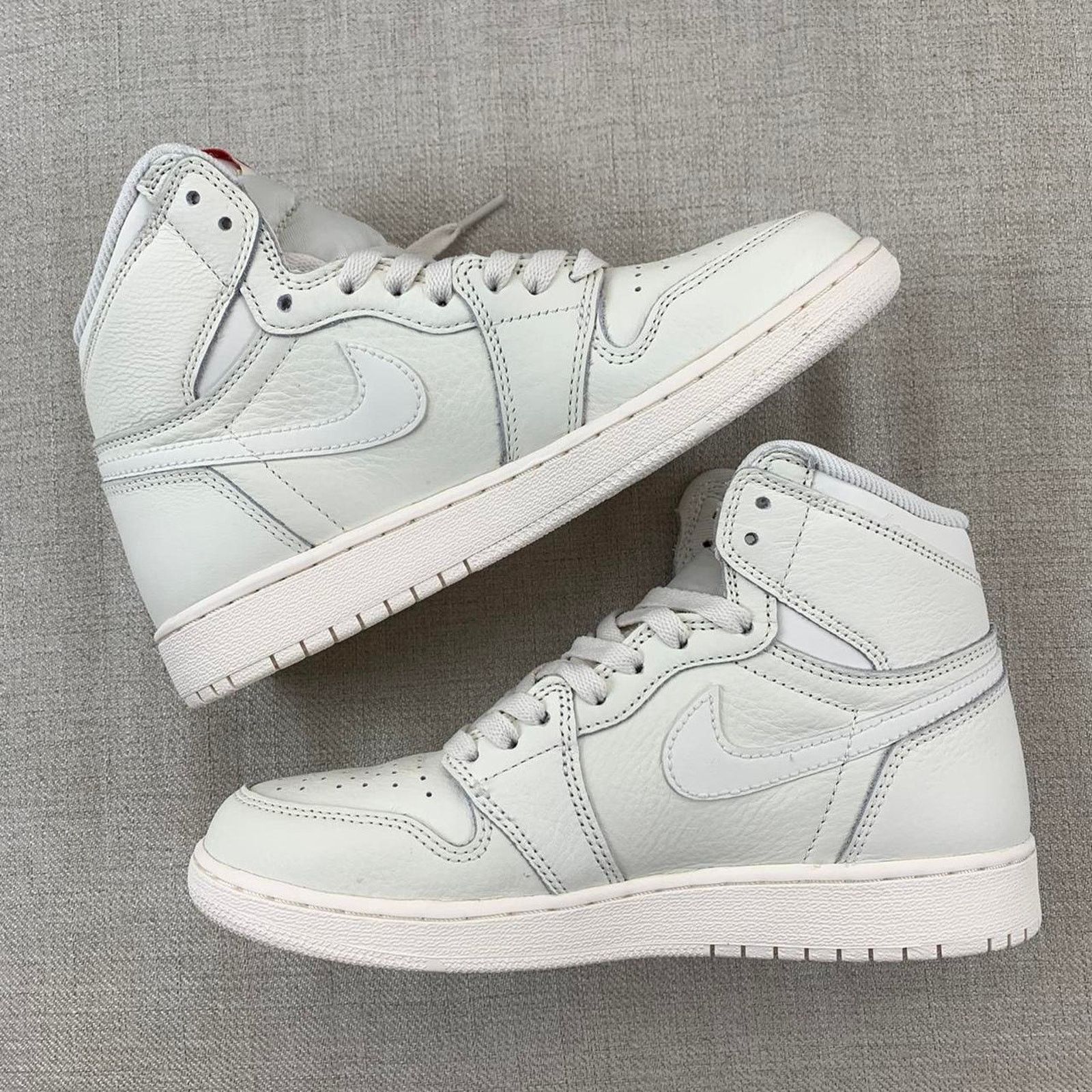 Jordan Brand 2017 Jordan 1 High “Sail” Size US 5 / IT 35 - 4 Thumbnail